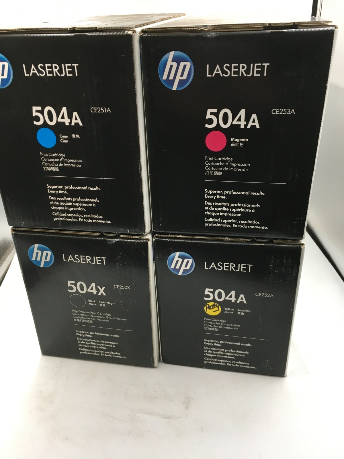 Genuine HP 504A CE250A CE251A CE252A CE253A Toner Set to CP3525 CM3530 New Box