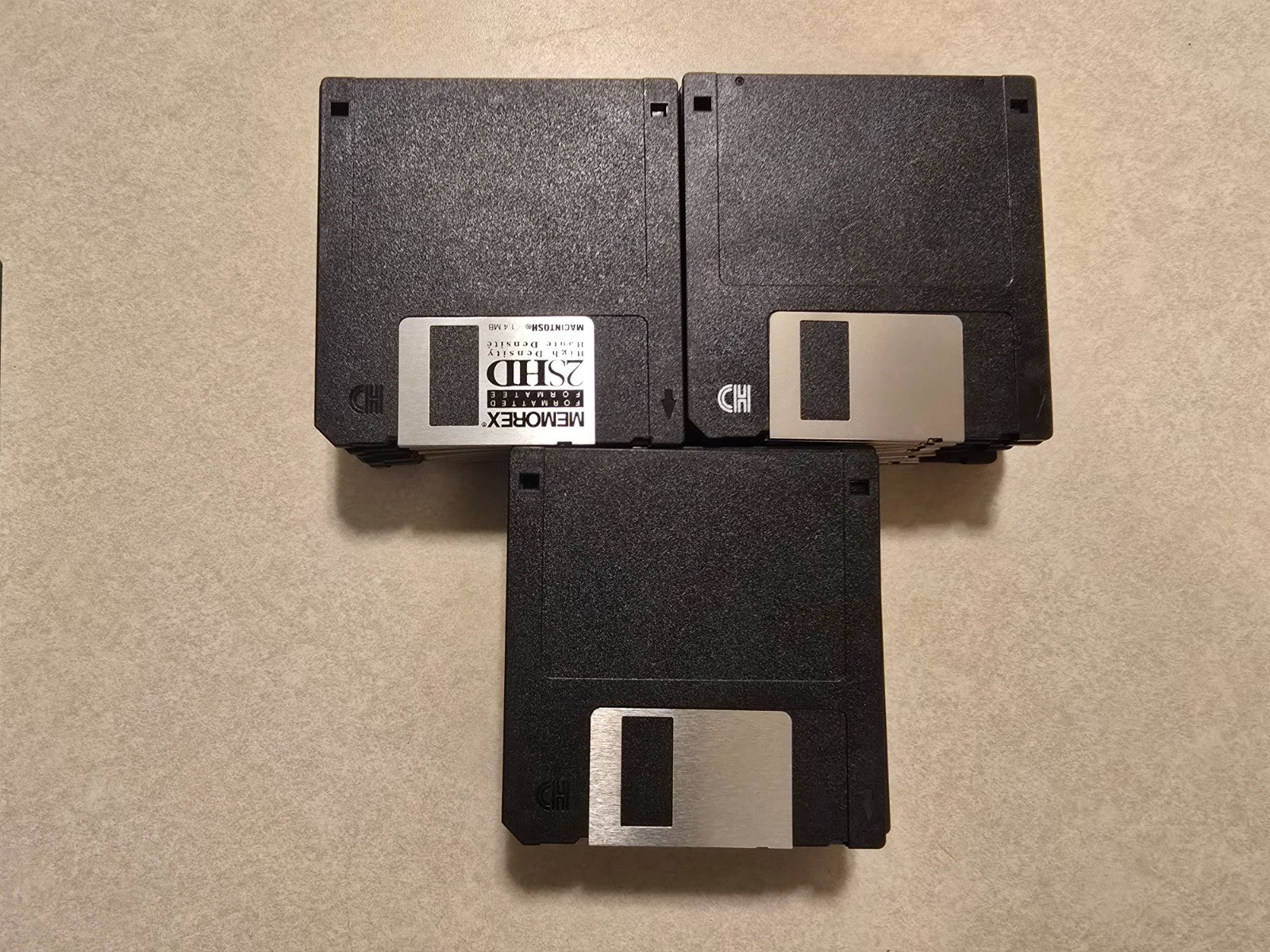 Blank 1.44MB 3.5" Floppy Discs - Black - 10 ea.