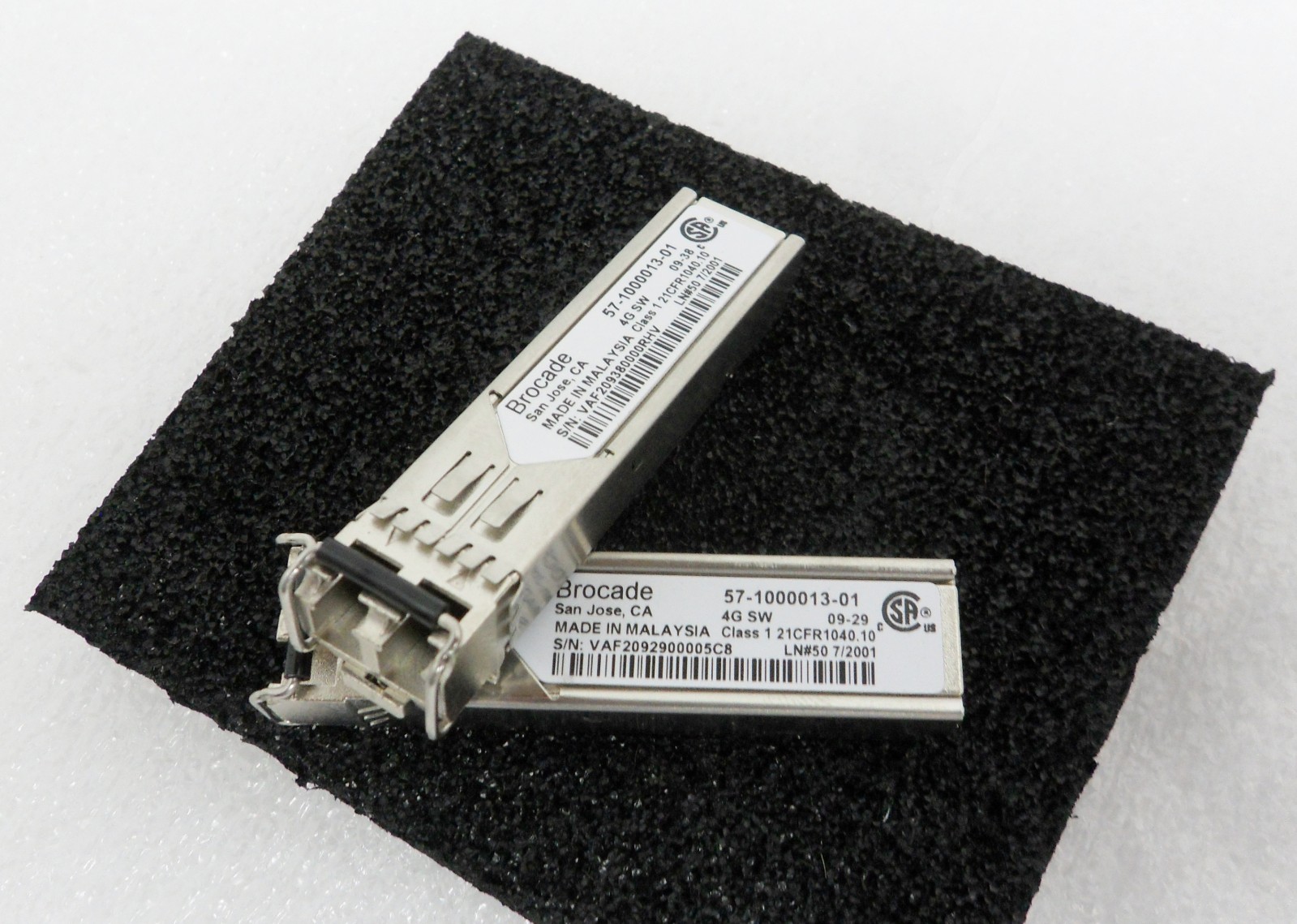 Brocade 4GB FC 850nm SW SFP+ Fiber Optic Transceiver 57-1000013-01
