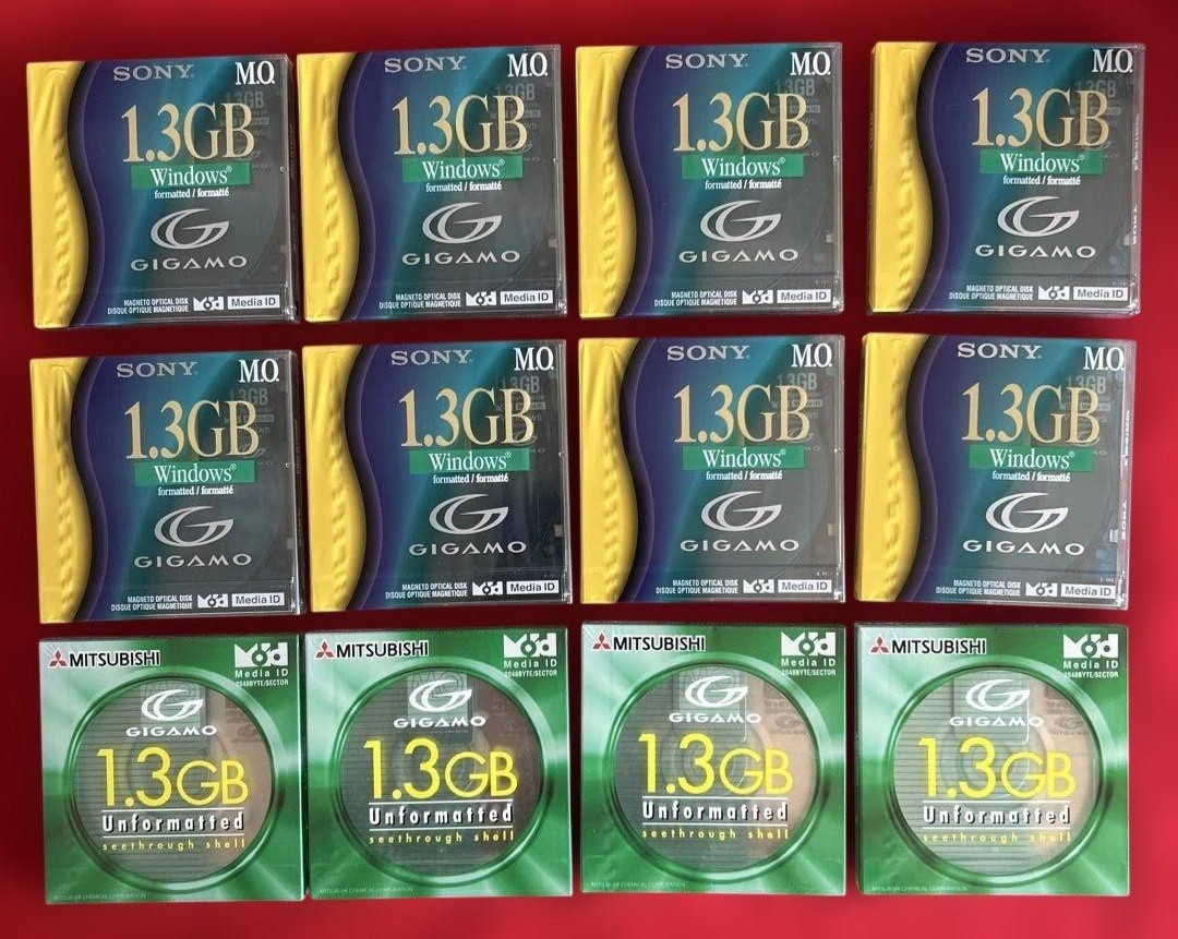 [ New ] SONY & MITSUBISHI GIGAMO MO 1.3GB Magneto Optical Disk lot of 12 260821