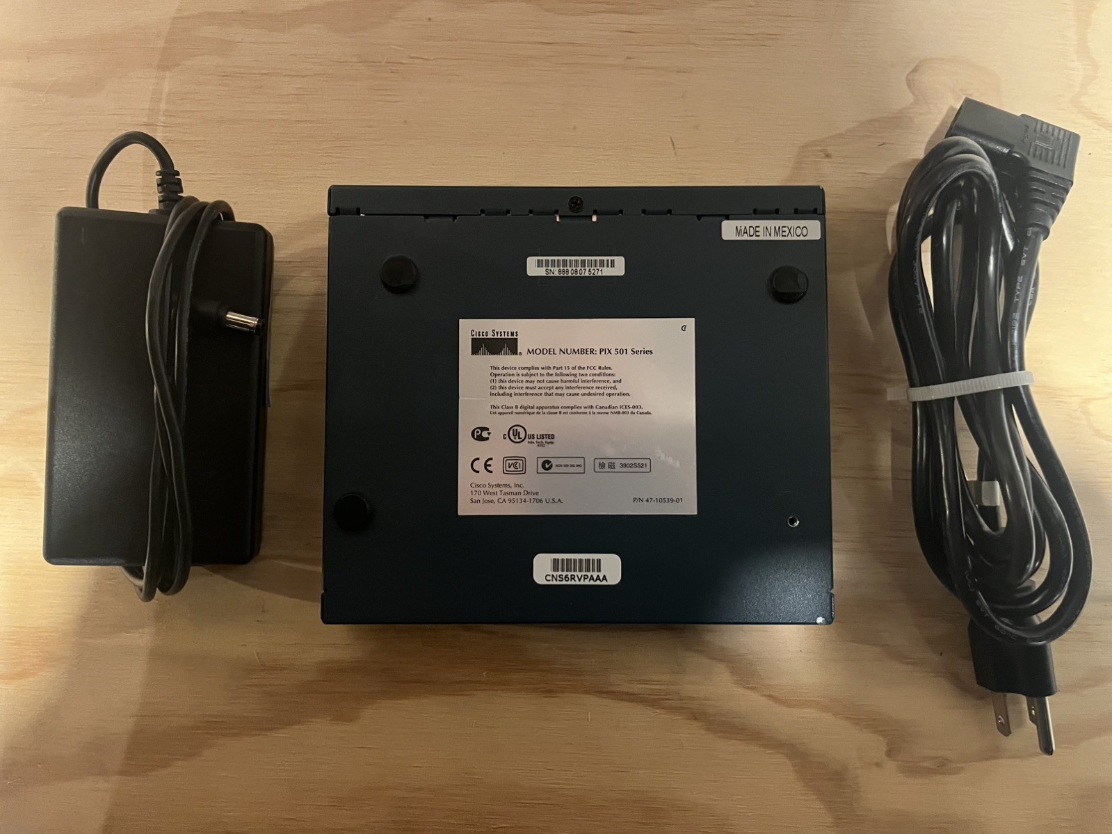 Genuine CISCO PIX-501-BUN-K9 PIX 501 Firewall 4-Port Wired VPN/Firewall. 