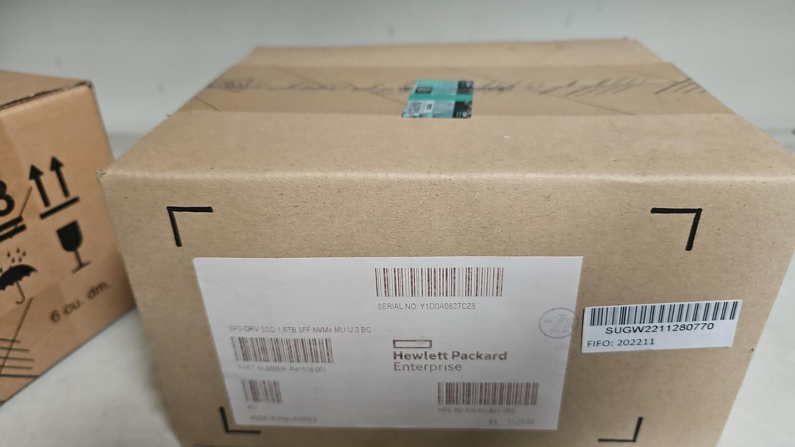HPE 1.6TB NVMe Gen4 High Perf MU SFF BC U.3 CM6 SSD P40493-B21 P41518-001
