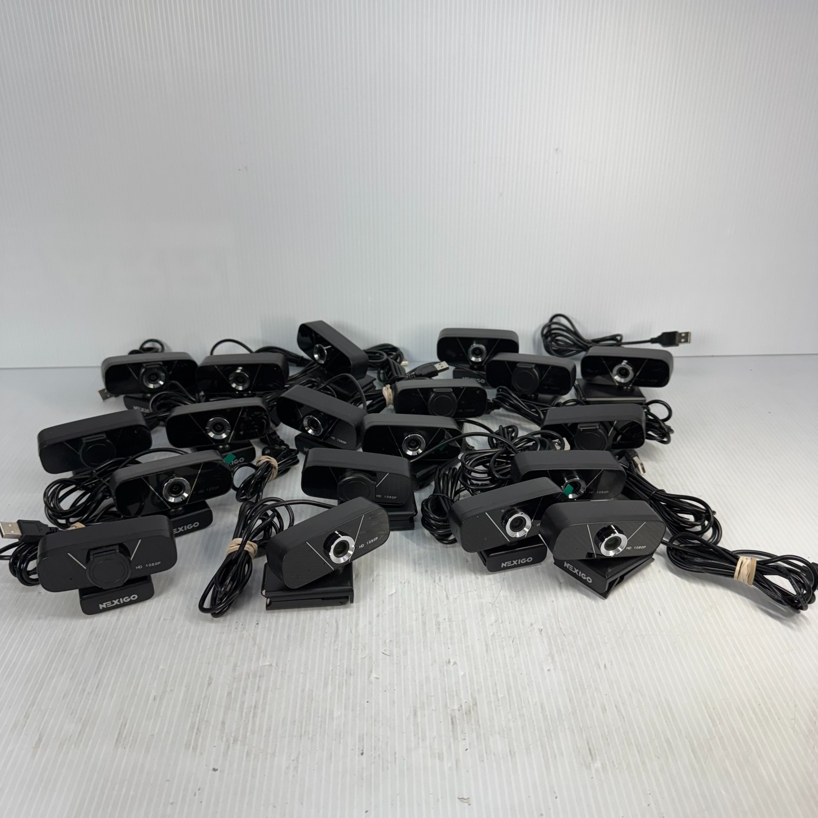 LOT OF 19 NEXIGO USB WEBCAMS HD 1080P Wide Angel - Manual Focus - Excellent Cond