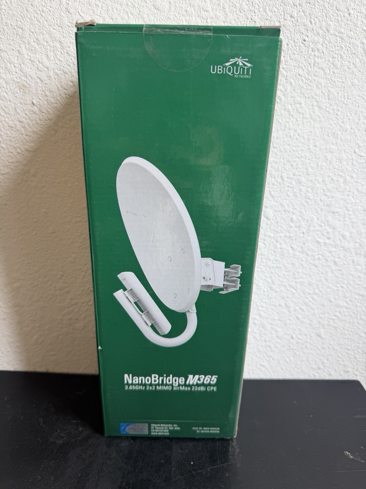 New Ubiquiti NanoBridge M365 3.65GHz 2x2 MIMO airMax 22dBi CPE Wireless Bridge