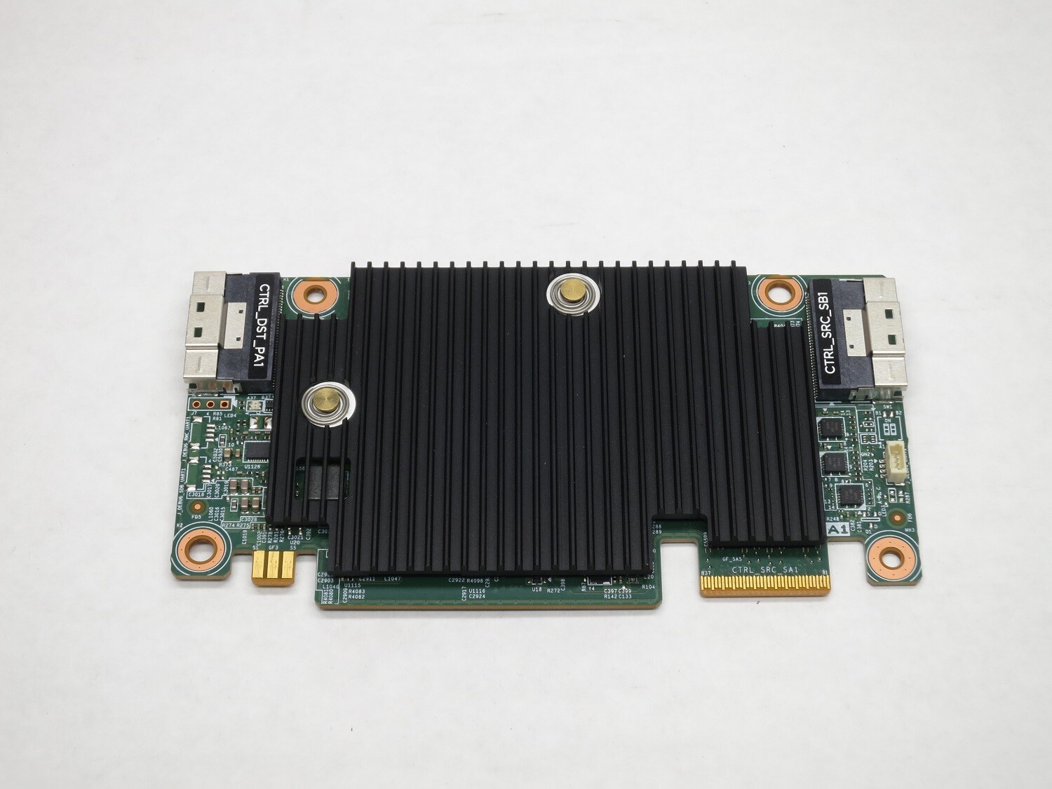 K6MCJ DELL HBA355i SAS 12Gbps SATA 6Gbps 16-PORT 2x8 INTERNAL PCIE G4 FRONT HBA