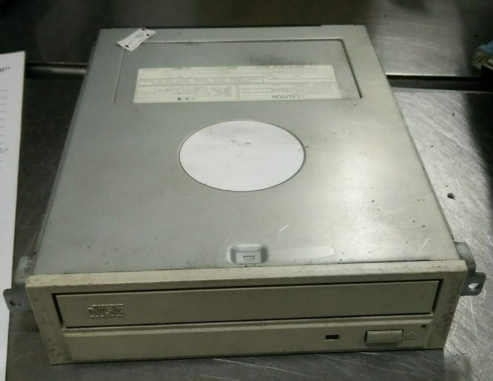 Compaq 127434-208 3R-A0281-AA (Toshiba XM-6402B) X32 INTERNAL IDE CD-ROM Drive