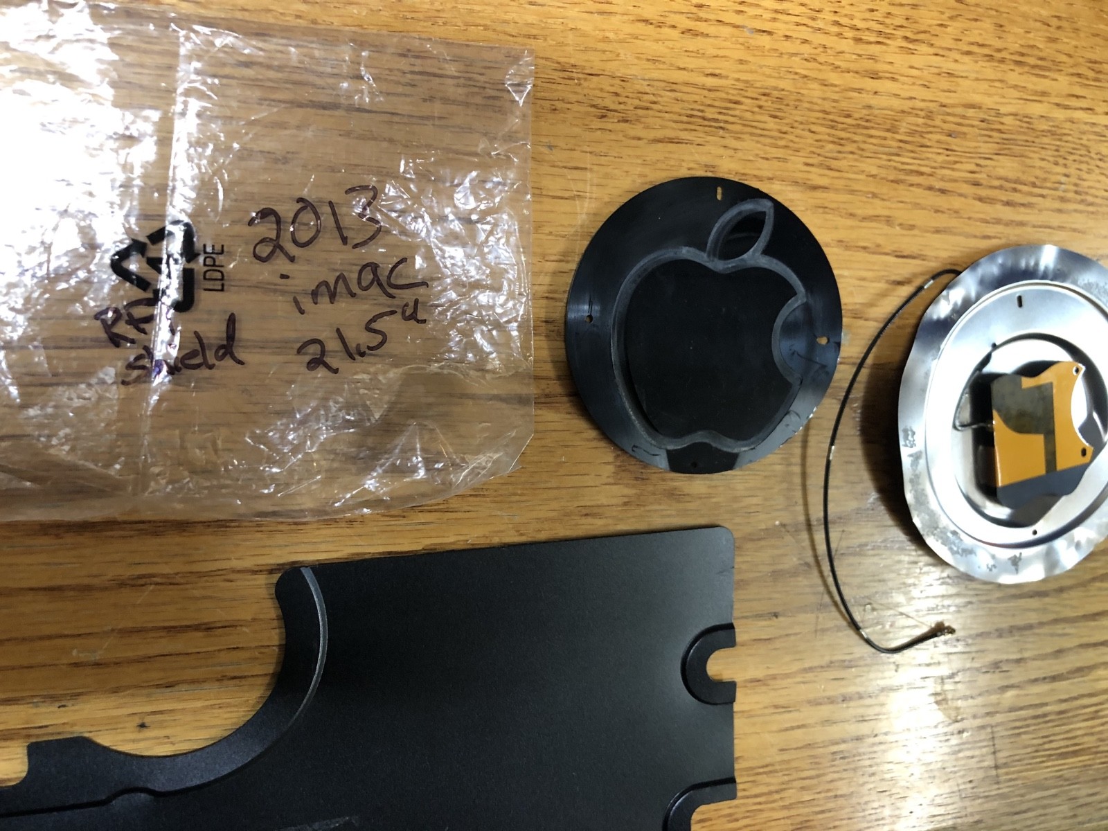 iMac Late 2013 21.5" RFI Shield & Parts