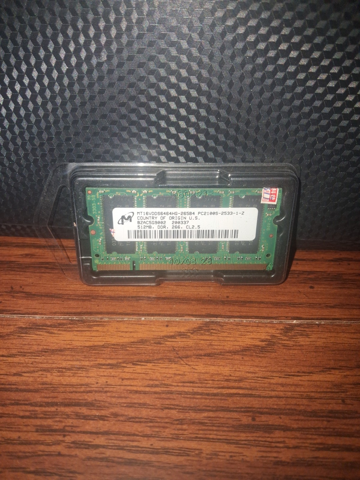 Micron PC2100S-2533-1-Z MT8VDDT3264HDG-265C1 512 MB ddr 266