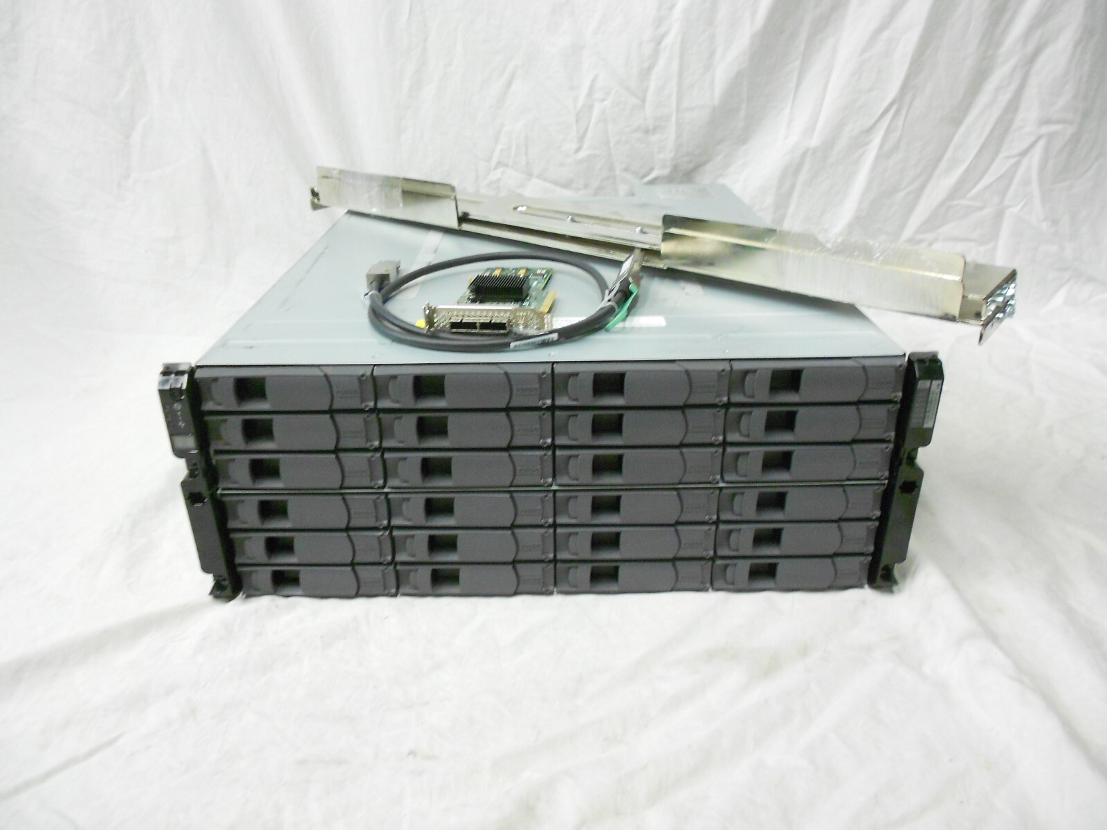 NetApp DS4246 JBOD Server Desktop Expansion Array +Trays, SAS Card, Cable, Rails