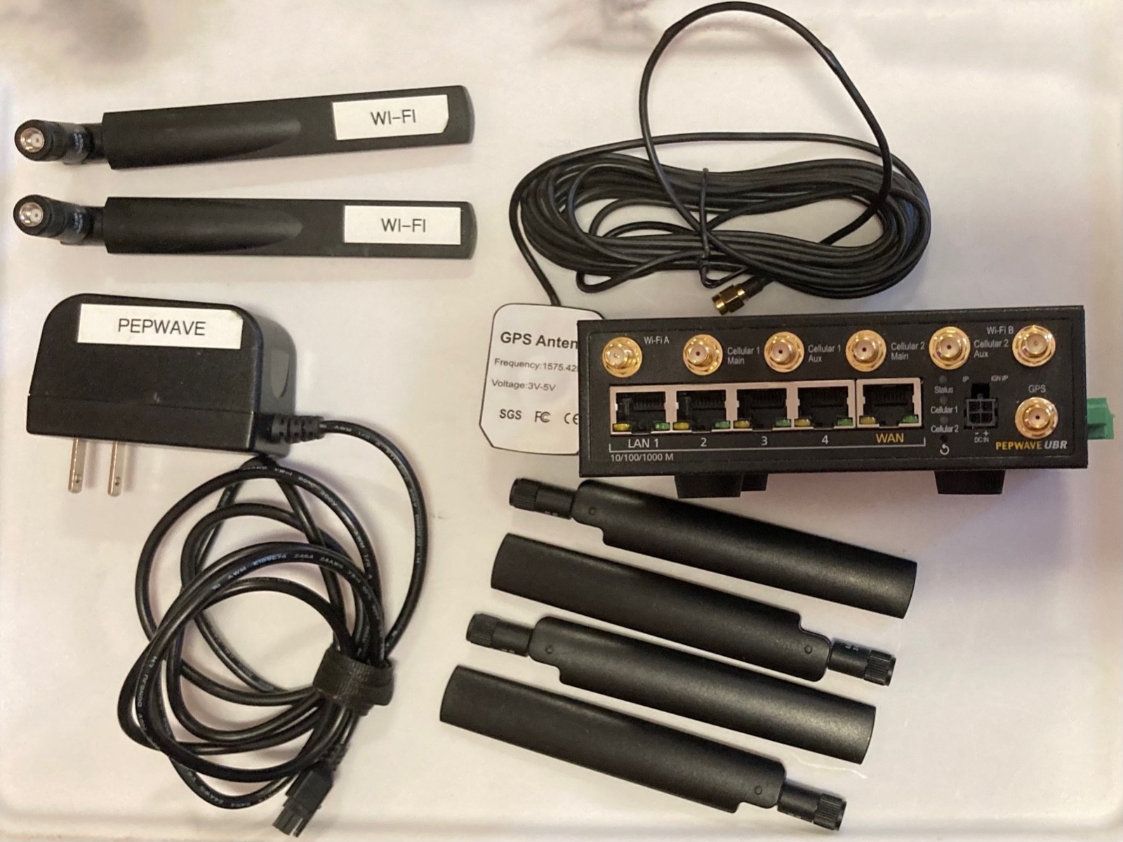 Peplink UBR LTE Dual-Cellular Router UBR-LTE-US-T-PRM w/ Antennas GPS Tested