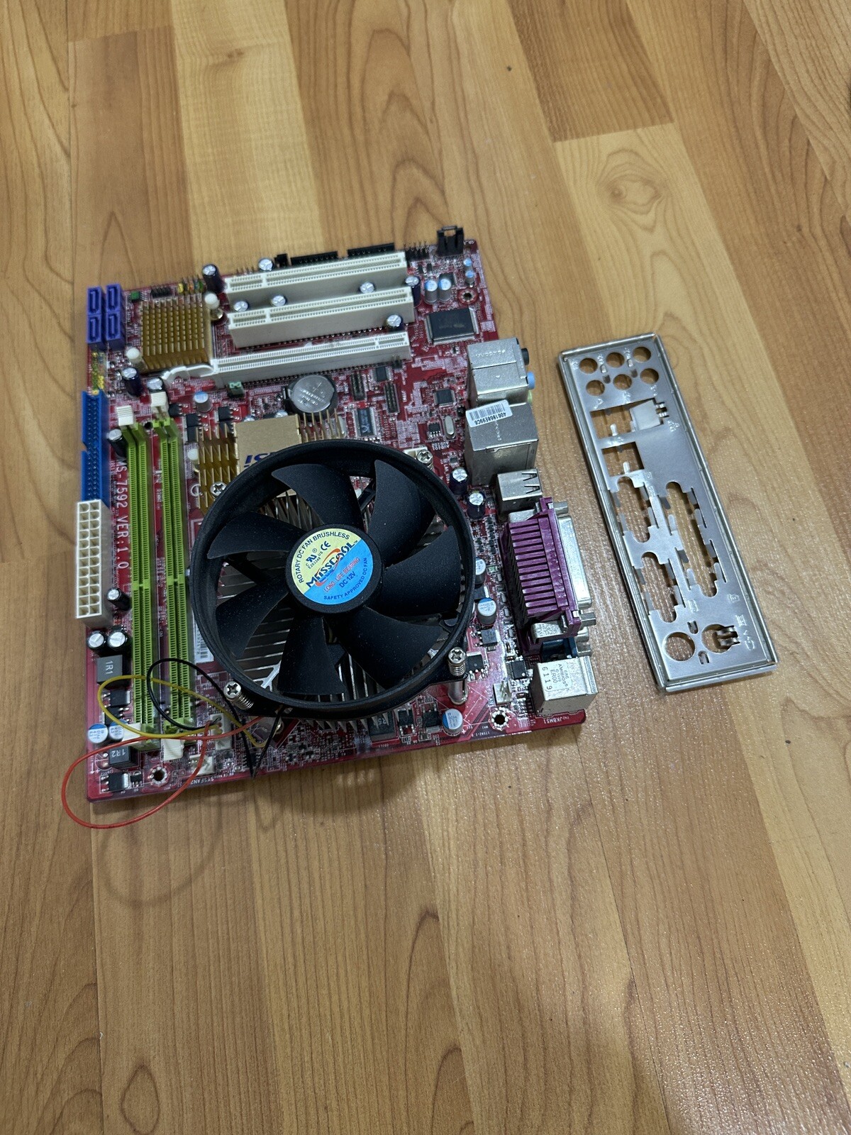 MSI MS-7592 G41M4-F LGA775 4GB DDR2 Motherboard w/ Core Quad CPU & I/O Plate Goo