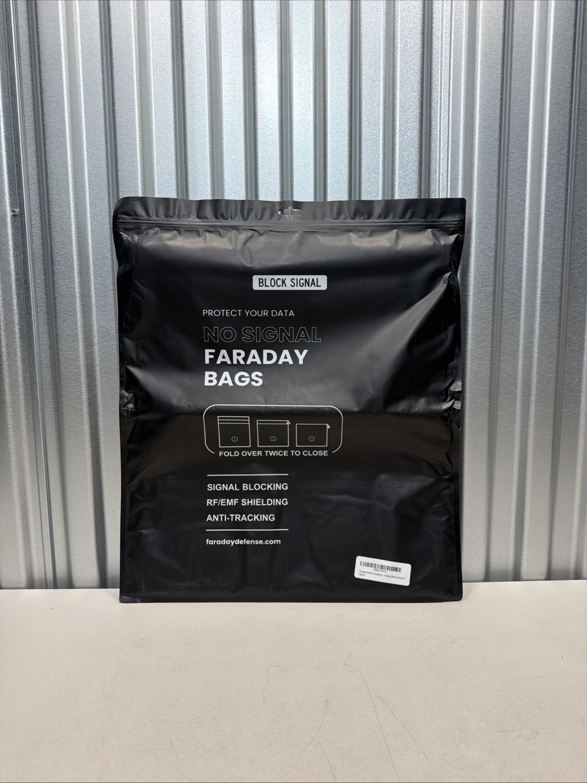 NEW Faraday Bag Jacket Pro for XL Laptops, Magnetic Closure, 17”x14” Black