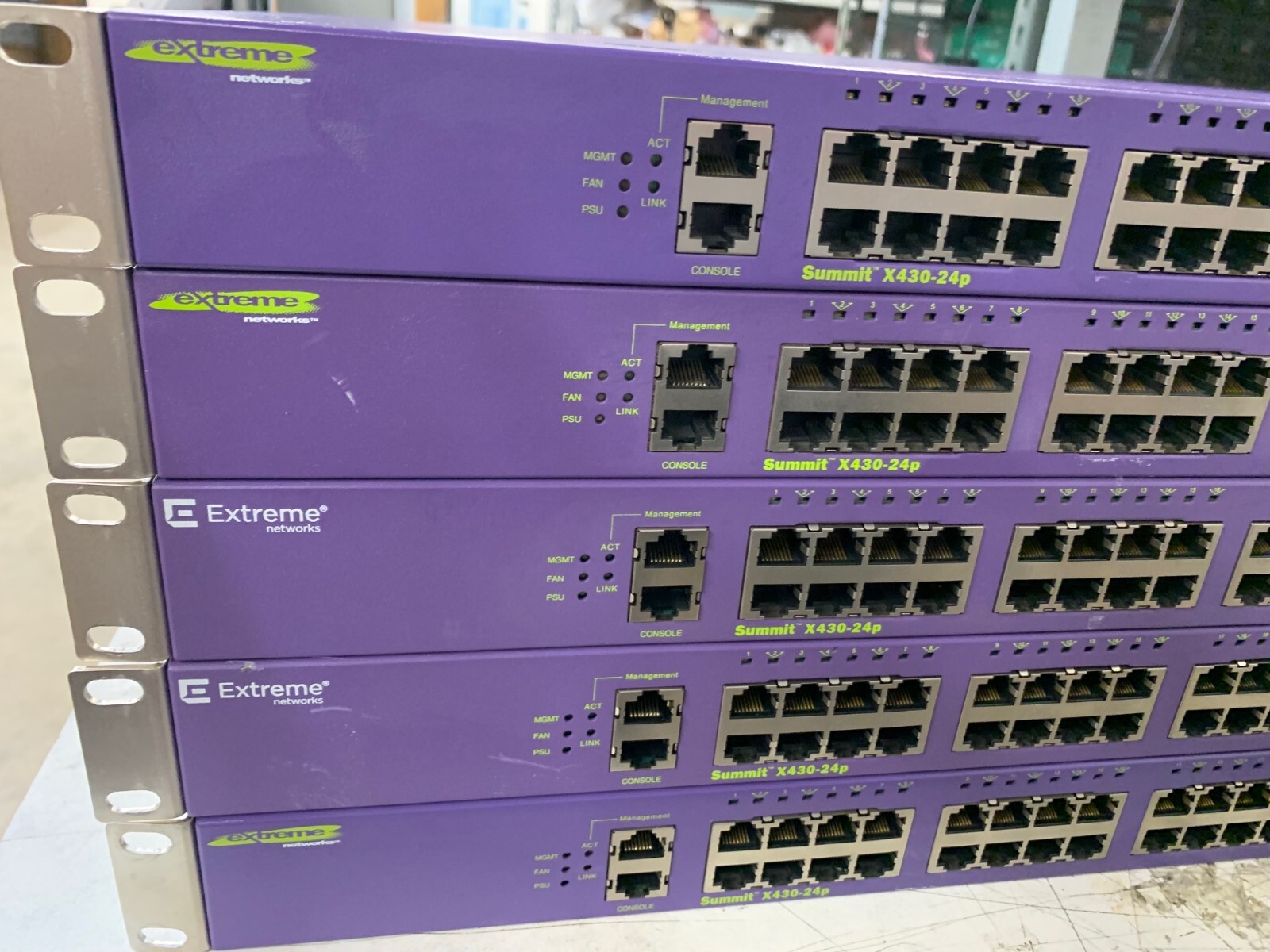 16517 Extreme Networks Summit X430-24p