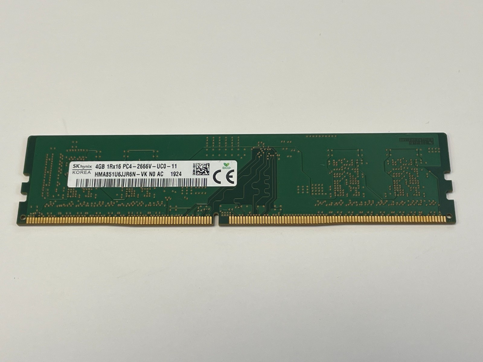 SK Hynix 4GB (1 Stick) PC4-21300 DDR4 2666V Desktop PC Memory HMA851U6JJR6N-VK
