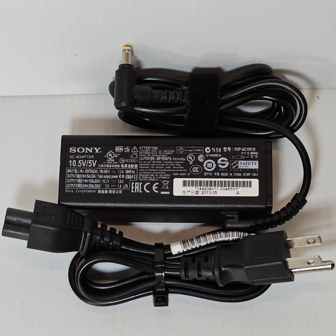 Sony 10.5V 3.8A VGP-AC10V10 USB For Sony Vaio SVD112A1SM VGP-AC10V9 Adapter