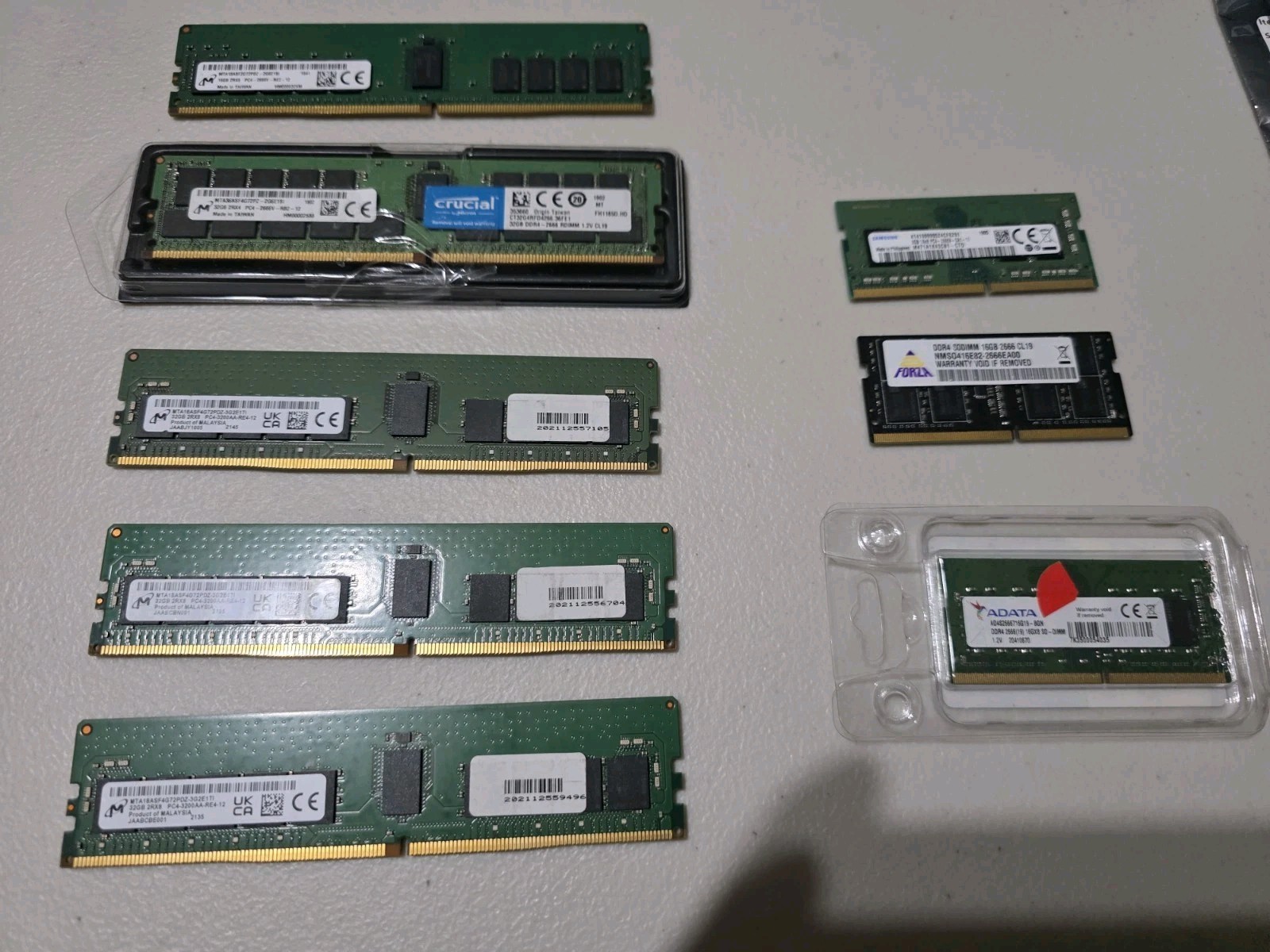 3x (32GB) Micron MTA18ASF4G72PDZ-3G2E1TI / Micron 32GB 2g6/ Micron 16GB PARTS