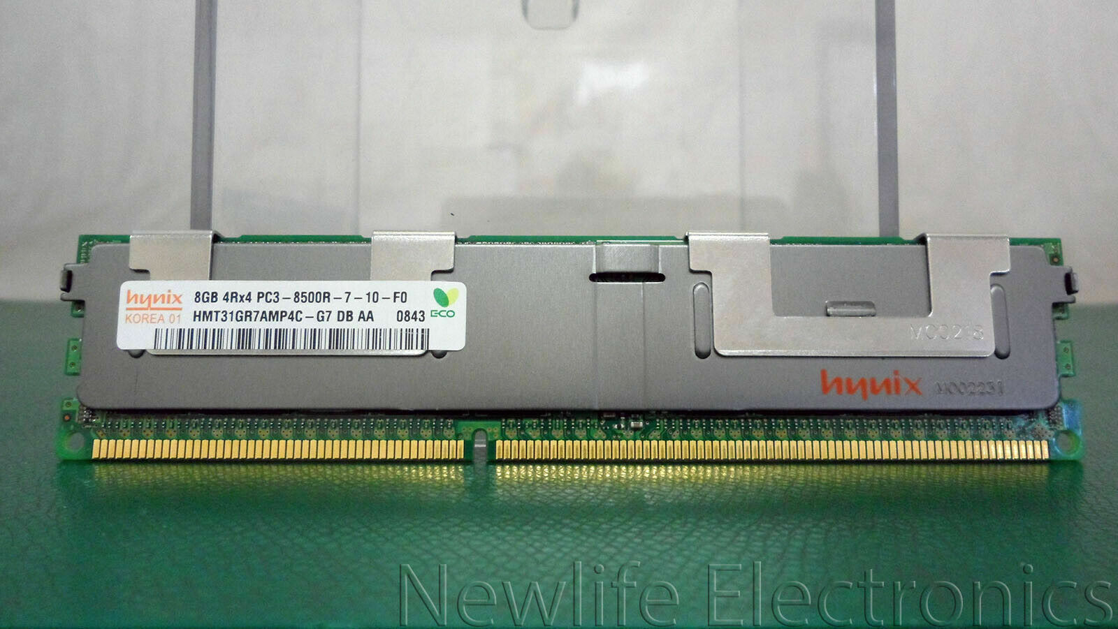 Hynix HMT31GR7AMP4C-G7 8GB PC-8500 DDR3 SDRAM Server Memory