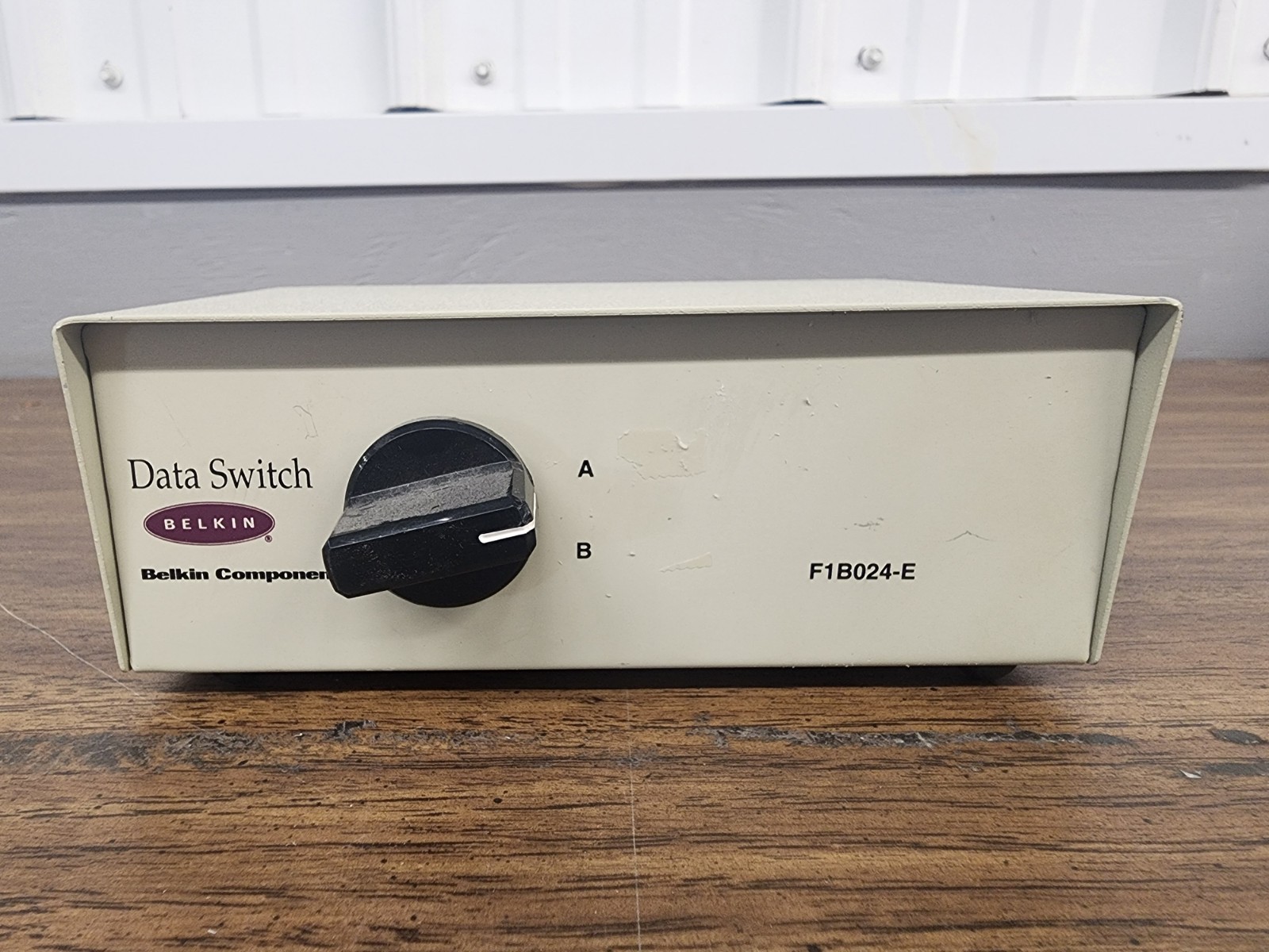 Belkin Data Switch F1B024-E