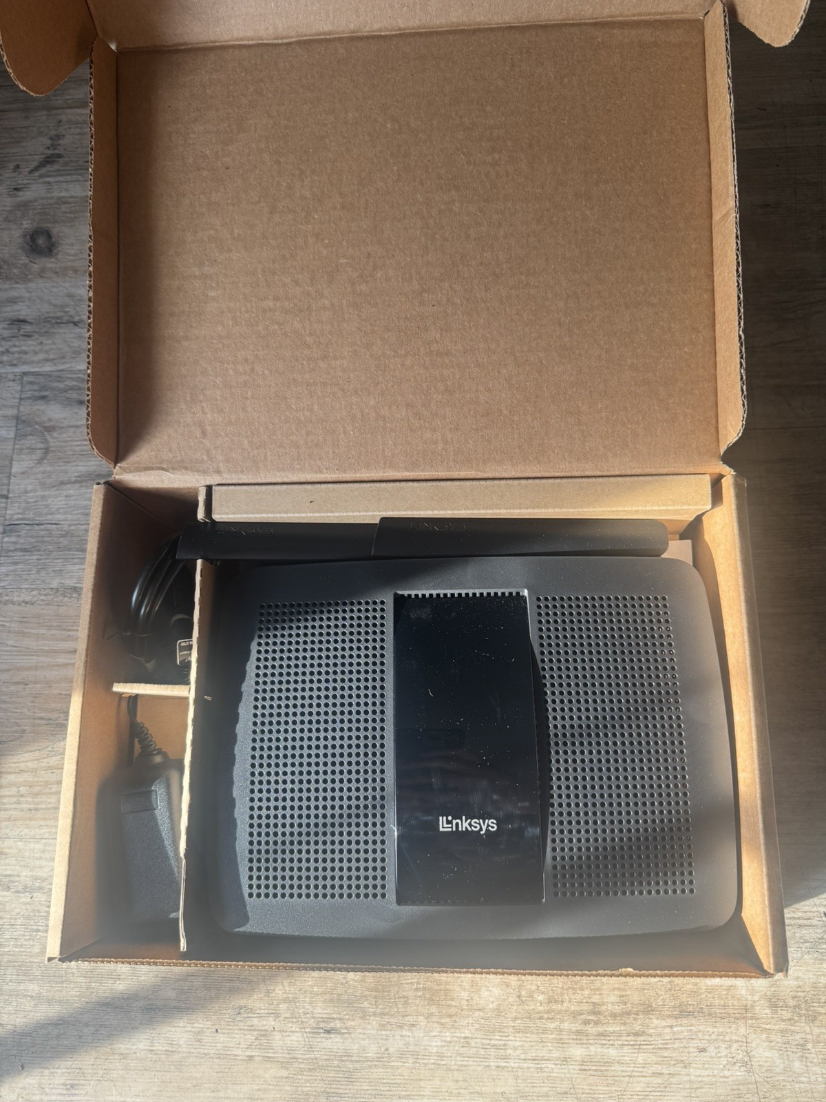 Linksys - AC1900 Dual-Band Wi-Fi 5 Router - Black (Renewed) Certified Factory