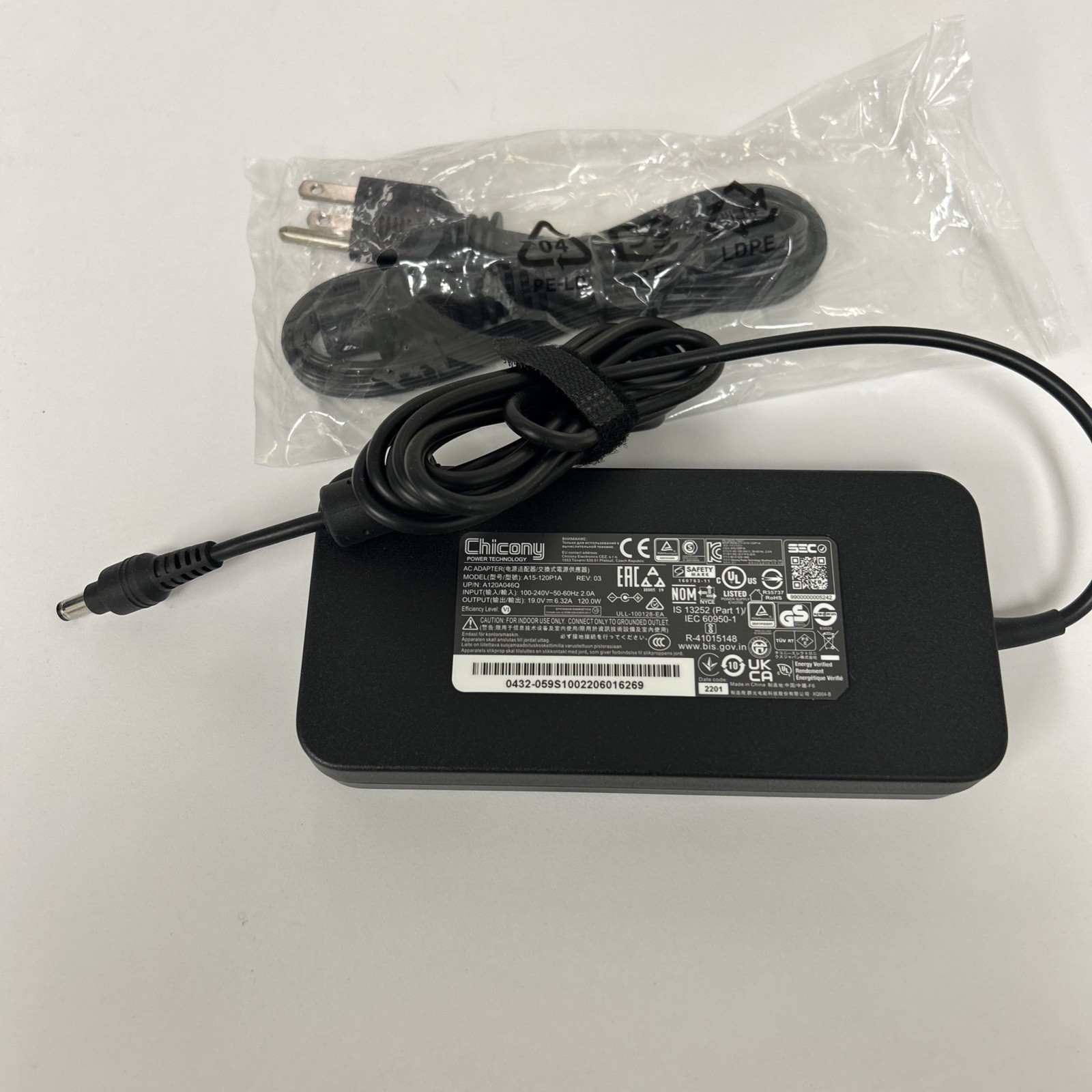 Lot of 10 OEM Chicony A15-120P1A 120W 19V 6.32A AC Power Adapters A120A046Q