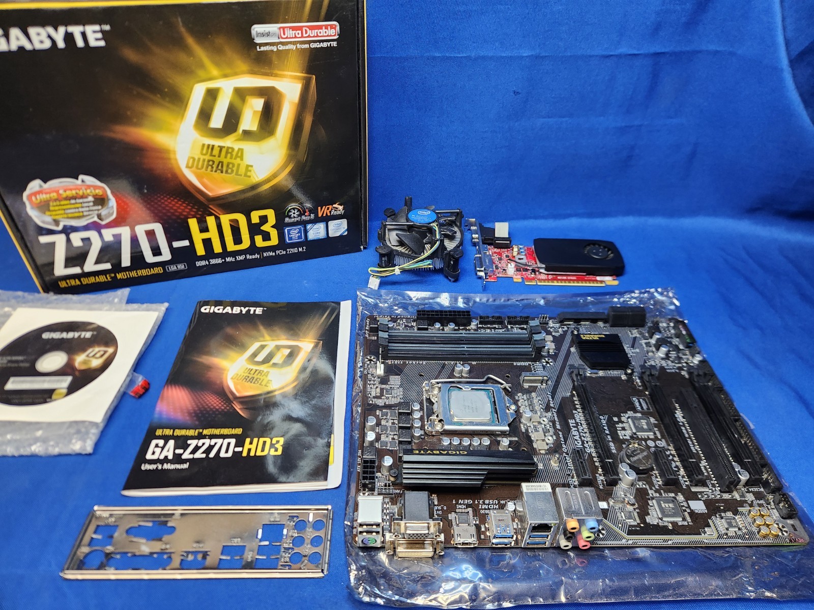 Gigabyte GA-Z270-HD3P ATX Motherboard LGA1151 + Intel i7-7700K 3.6GHz Processor