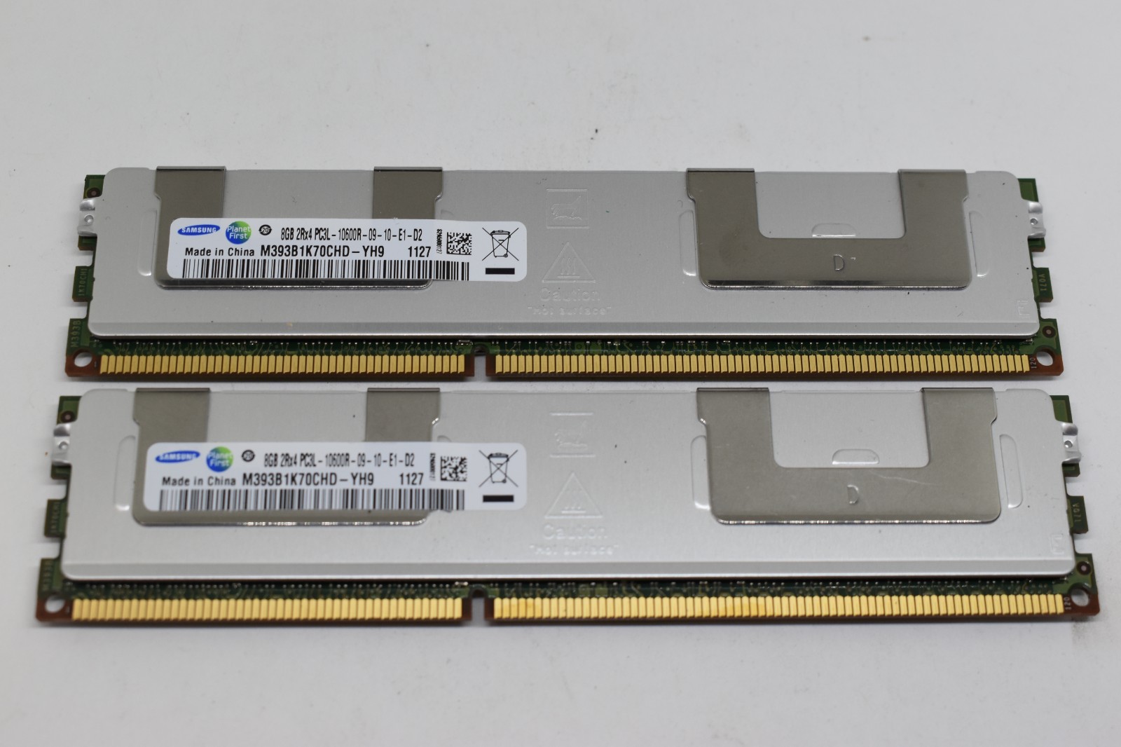 Samsung 16GB (2x8GB) PC3L-10600R DDR3 ECC RAM 1333MHz M393B1K70CHD-YH9