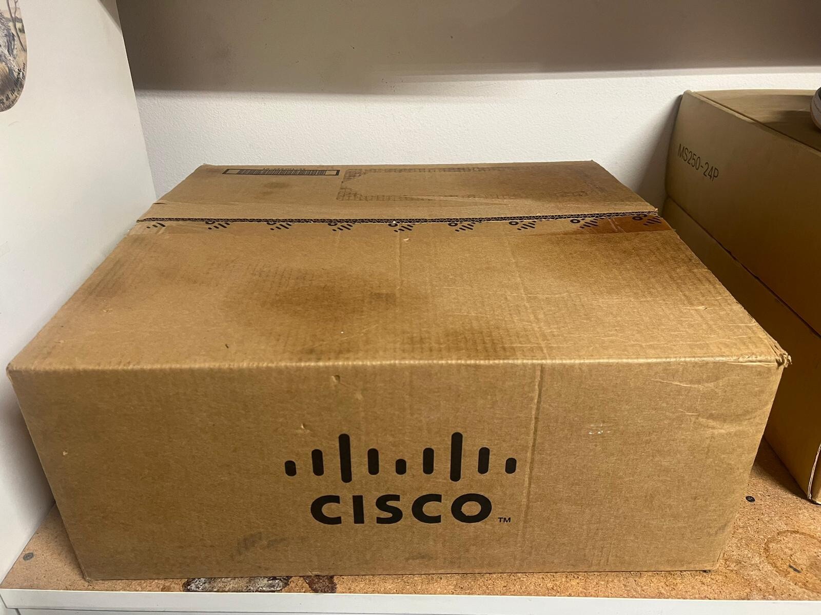 Cisco C9200-48P-E Cisco Catalyst 9200 Series Switch