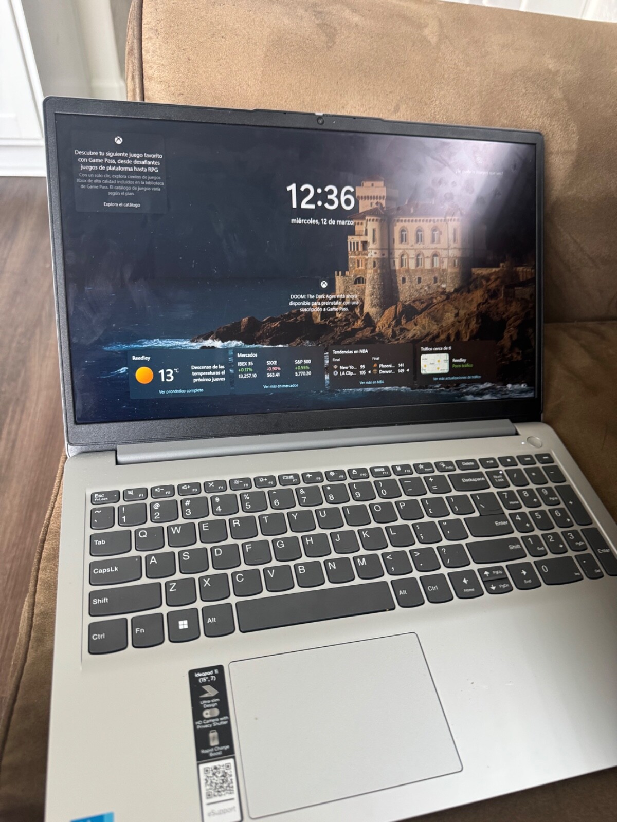 Lenovo IdeaPad 5 16IAU7 16" (128GB SSD, Intel Core i3 12th Gen., 1.20 GHz, 8GB)
