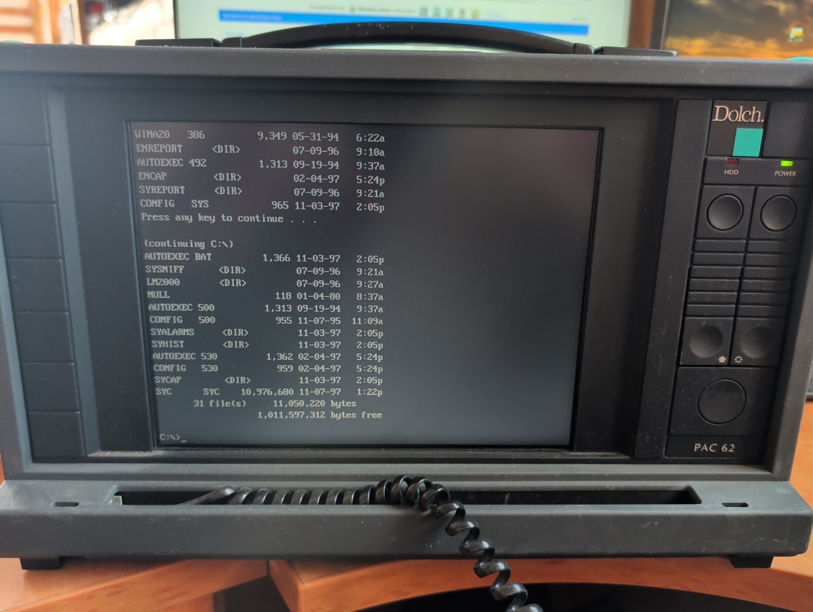 Vintage Dolch PAC 62 Portable PC With Keyboard. Boots Right Up. See Pics 