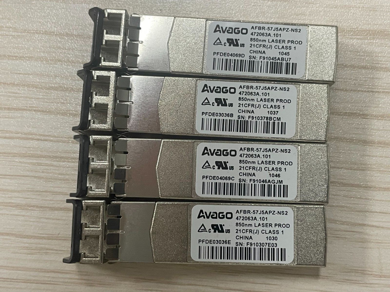 Lot 4 Avago AFBR-57J5APZ-NS2 8GBase-SR SFP+ SW 850nm fibre optic transceiver