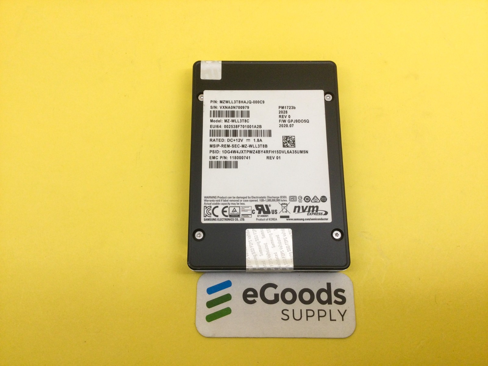 MZ-WLL3T8C Samsung PM1723b 3.84TB NVMe PCIe3.0 2.5in Internal SSD EMC 118000741