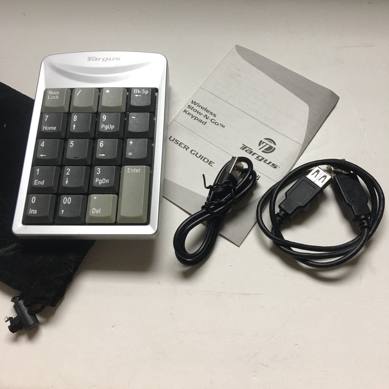 Targus Stow-N-Go AKP01US USB Wired Numbric Keyboard Silver & Black 3.5"W x 5"L
