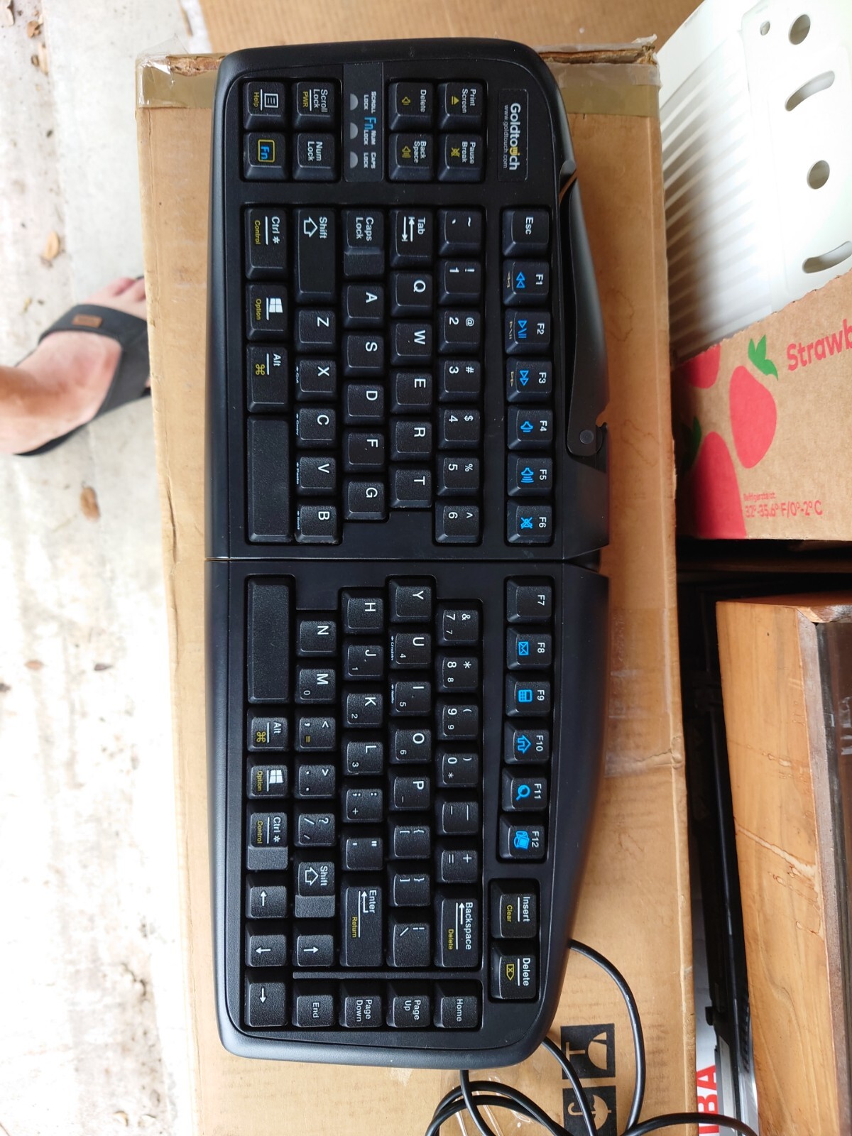 Goldtouch Sk-2720 Ergonomic Adjustable Split Level USB Keyboard - JS J2C