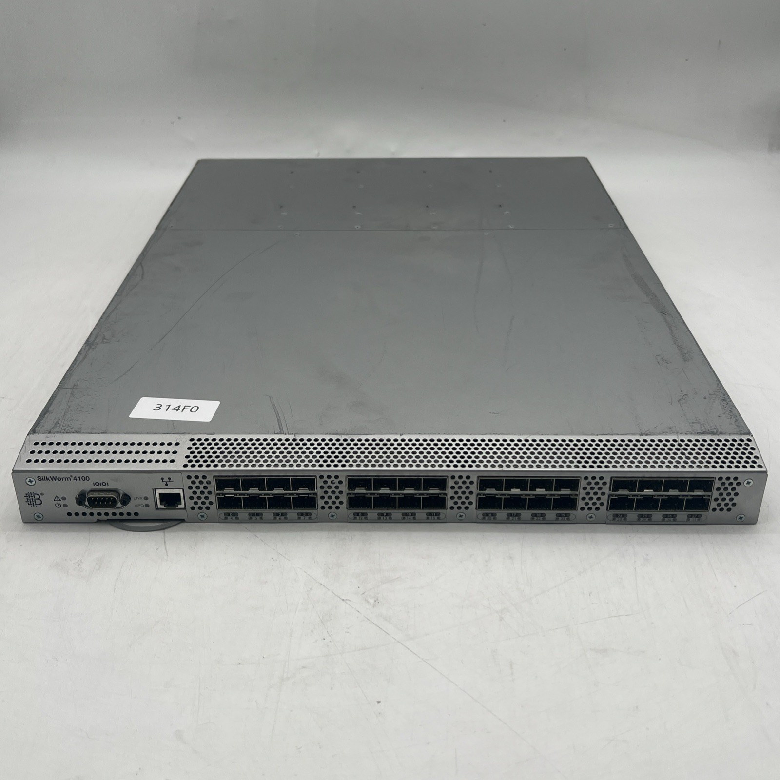 Brocade SilkWorm 4100 Series16 x 4Gb Fibre Channel Switch