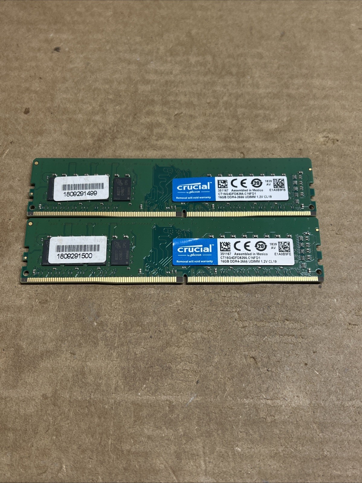 Crucial 32GB (2x16GB) DDR4 2666 PC4 Desktop Memory CT16G4DFD8266