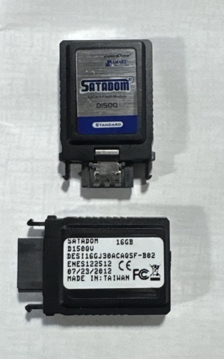 Innodisk 16GB SATADOM D150QV / D150Q DESIL-64GGJ30ACAQSF-B02  NEW