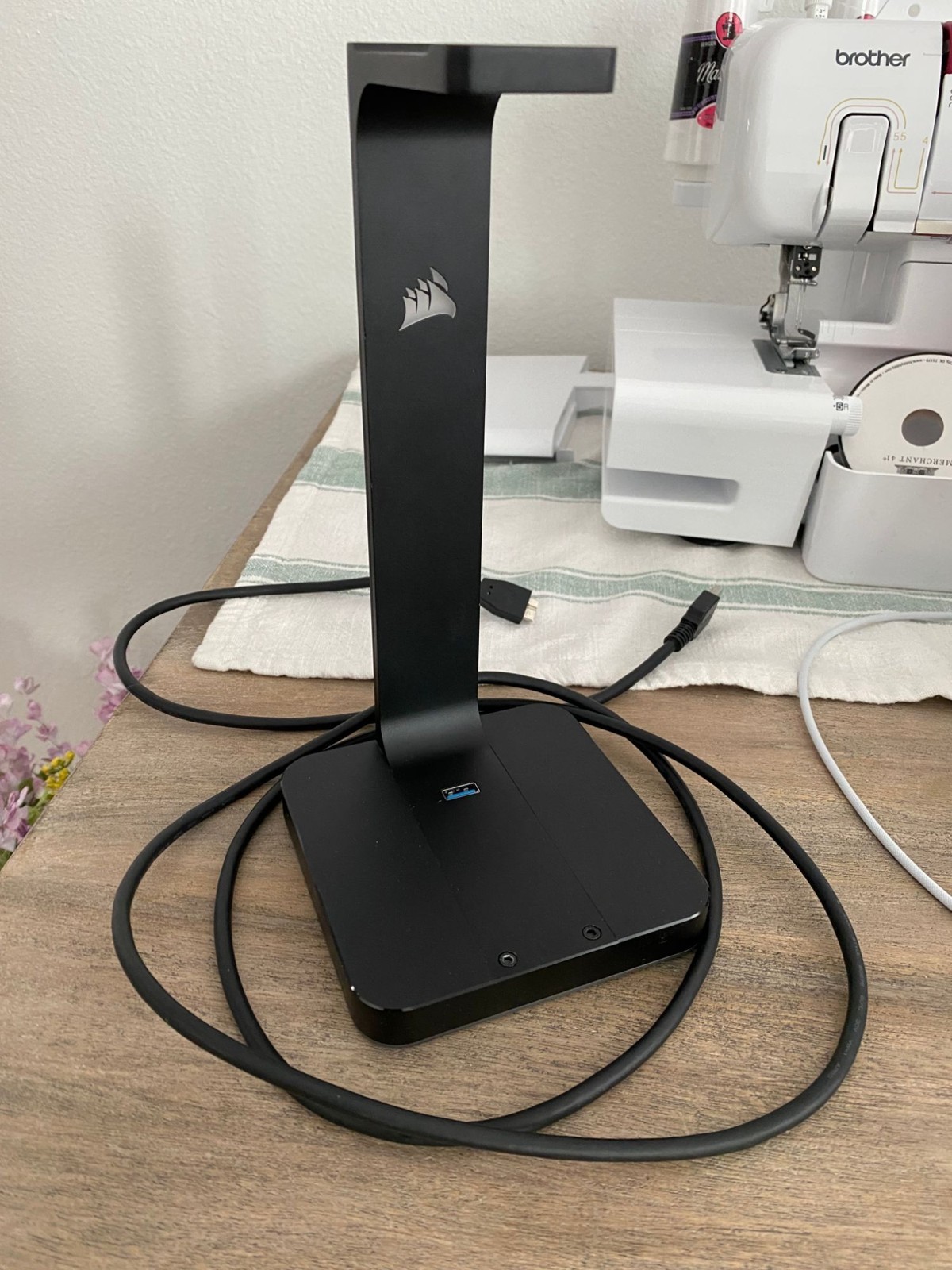 Corsair ST100 RGB Premium Headset Stand RDA0014 w/ Original Corsair Cable Tested