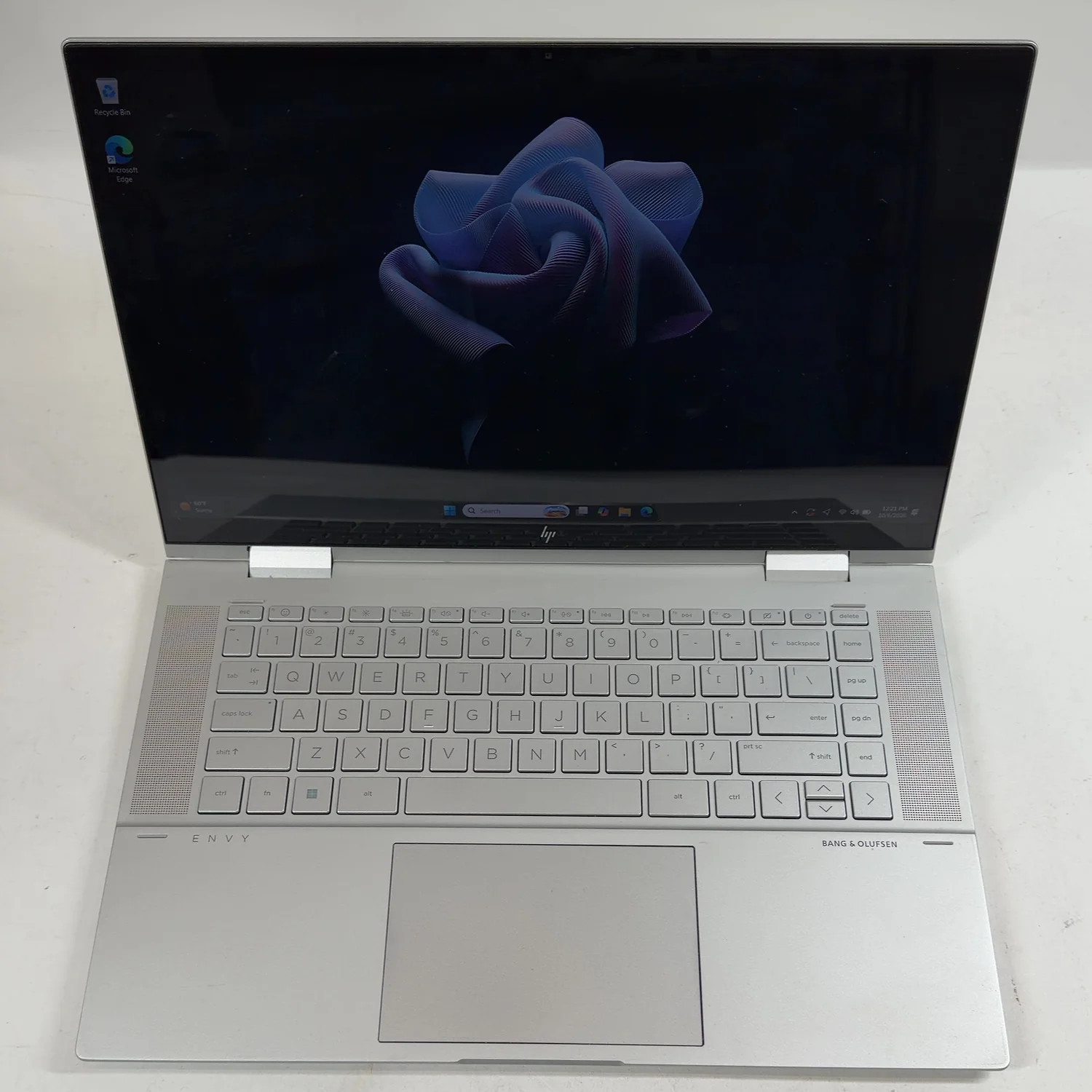 HP Envy x360 15-EW0013DX 15.6" i5-1235u 1.3GHz 8GB RAM 256GB SSD