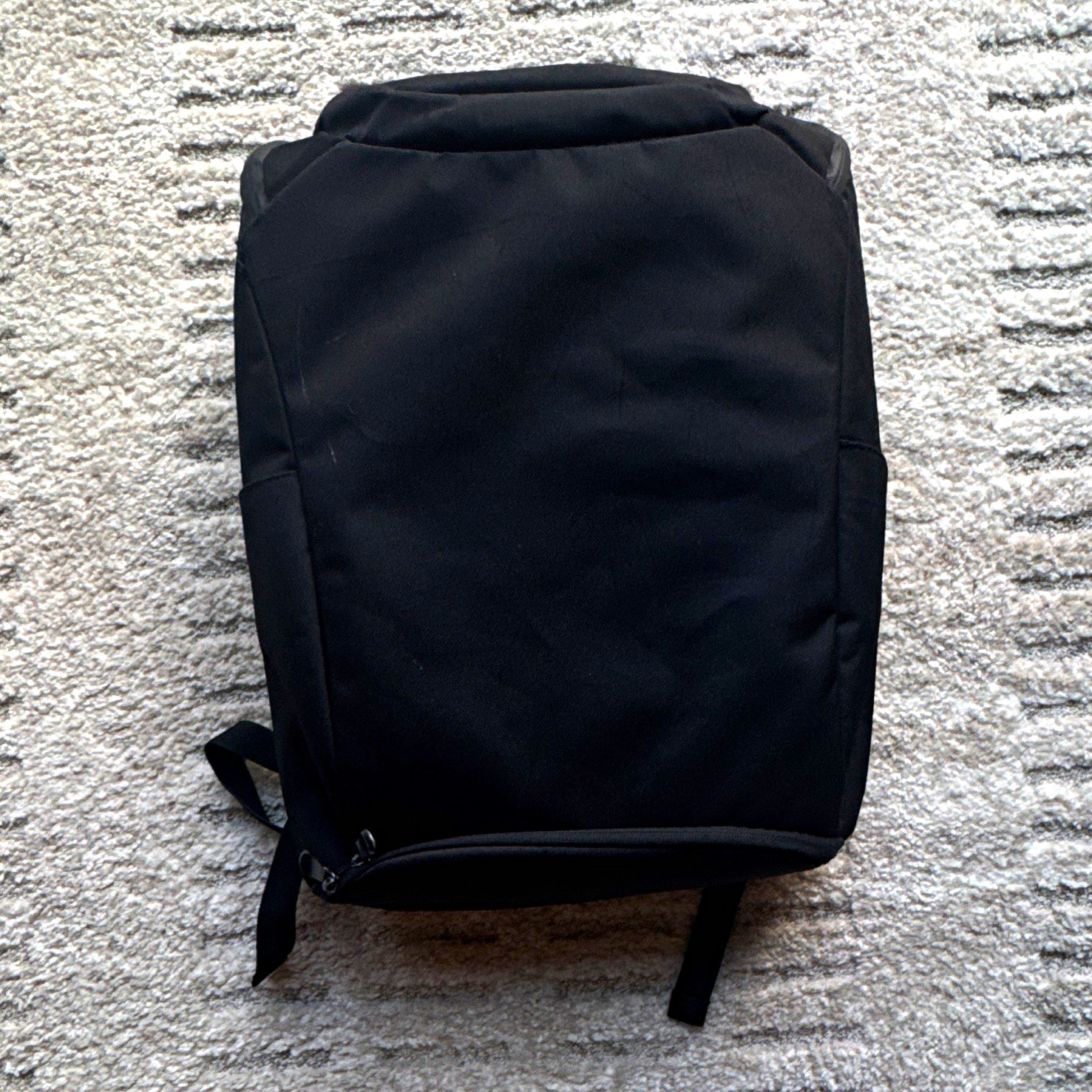Lo & Sons Black Nylon Laptop Backpack 13in Padded Adjustable Straps Zip