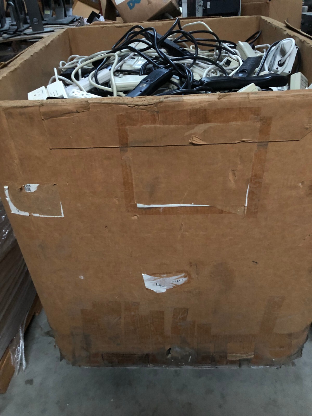 LOT-400 Power Strips Surge Protector Multi-Outlet Amps Mix Models On/Off Switch