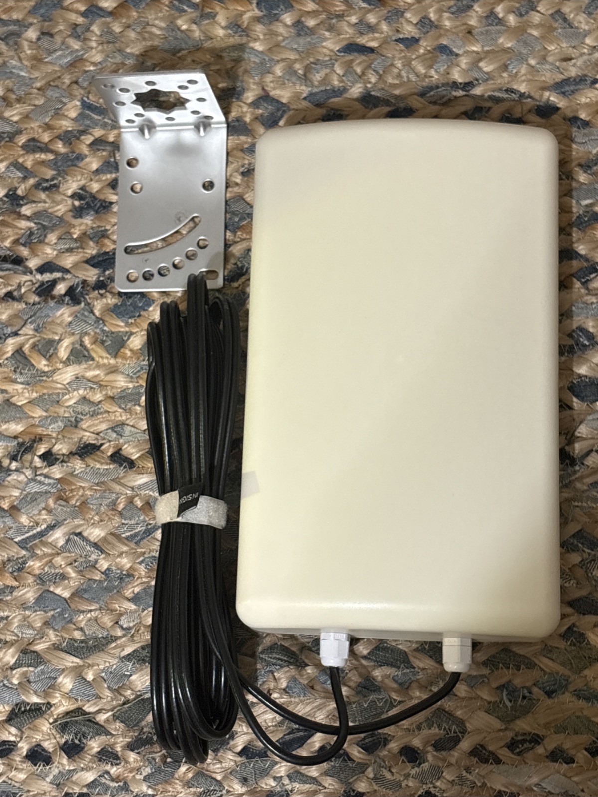 MIMO 2x2 Panel Cellular Antenna Open Box