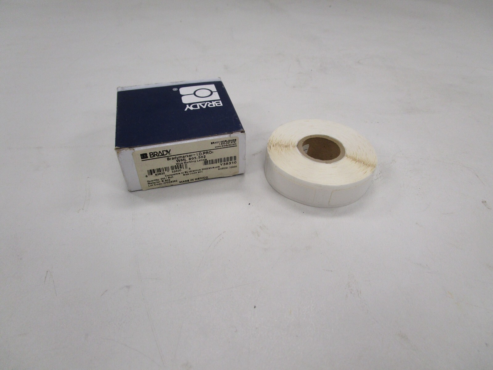 BRADY BRADYMARKER I.D. PRO WML 902-502-4S DIE CUT PRINTER LABEL 1000 ROLL