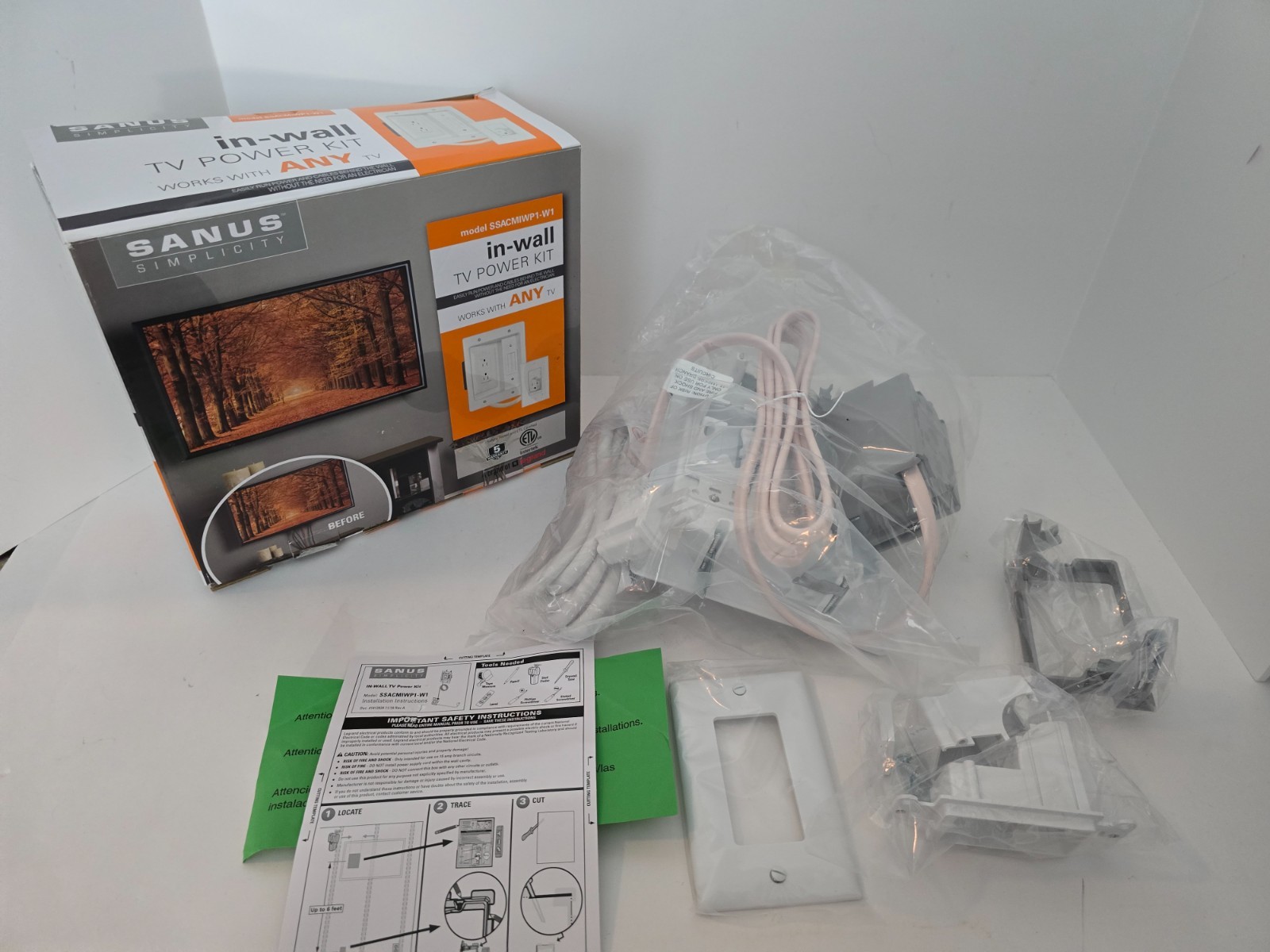 SANUS Simplicity In-wall Power and Cable Management Kit SSACMIWP1-W1 New