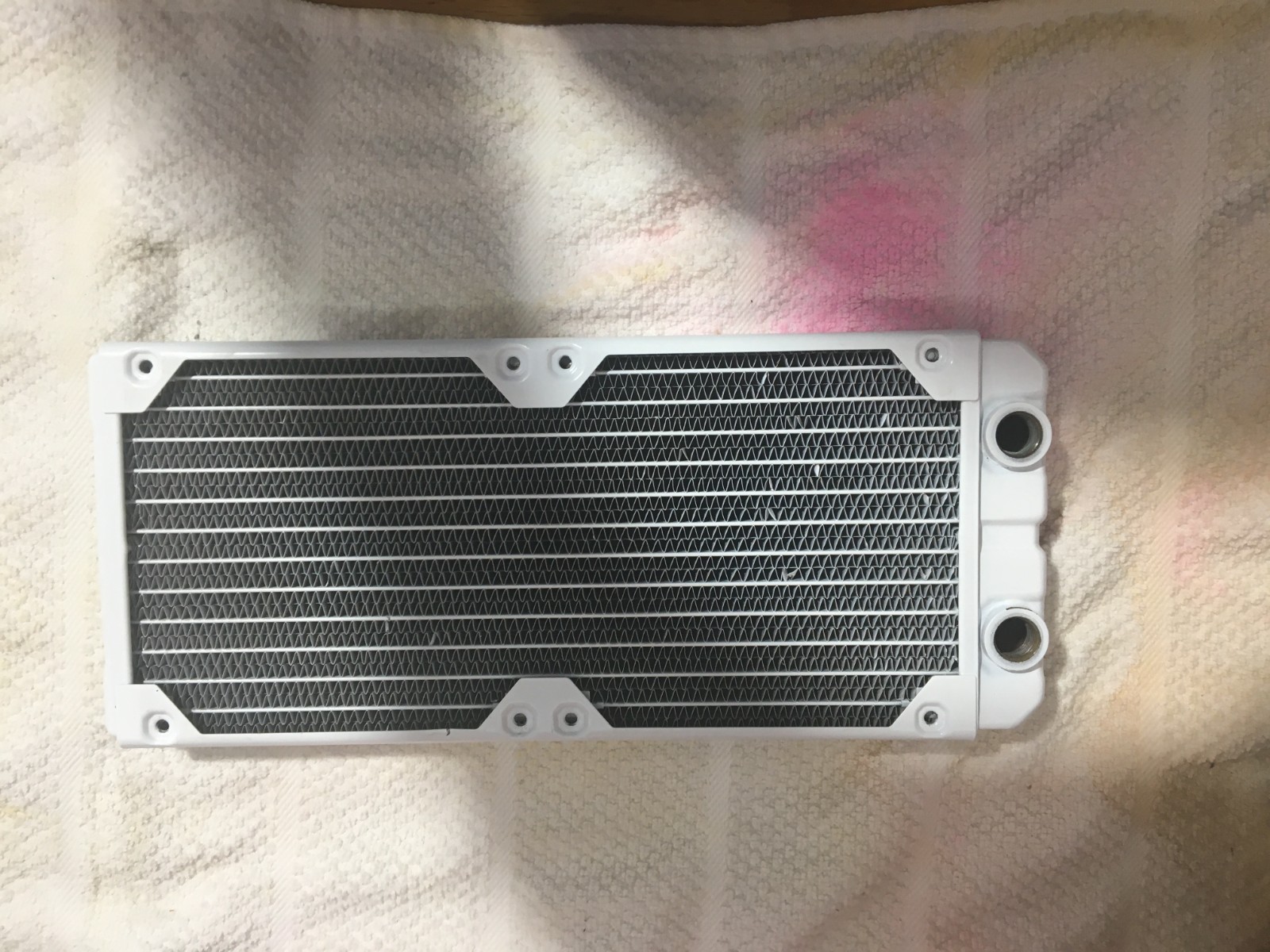 Corsair Hydro X Series XR5 240mm Water Cooling Radiator White