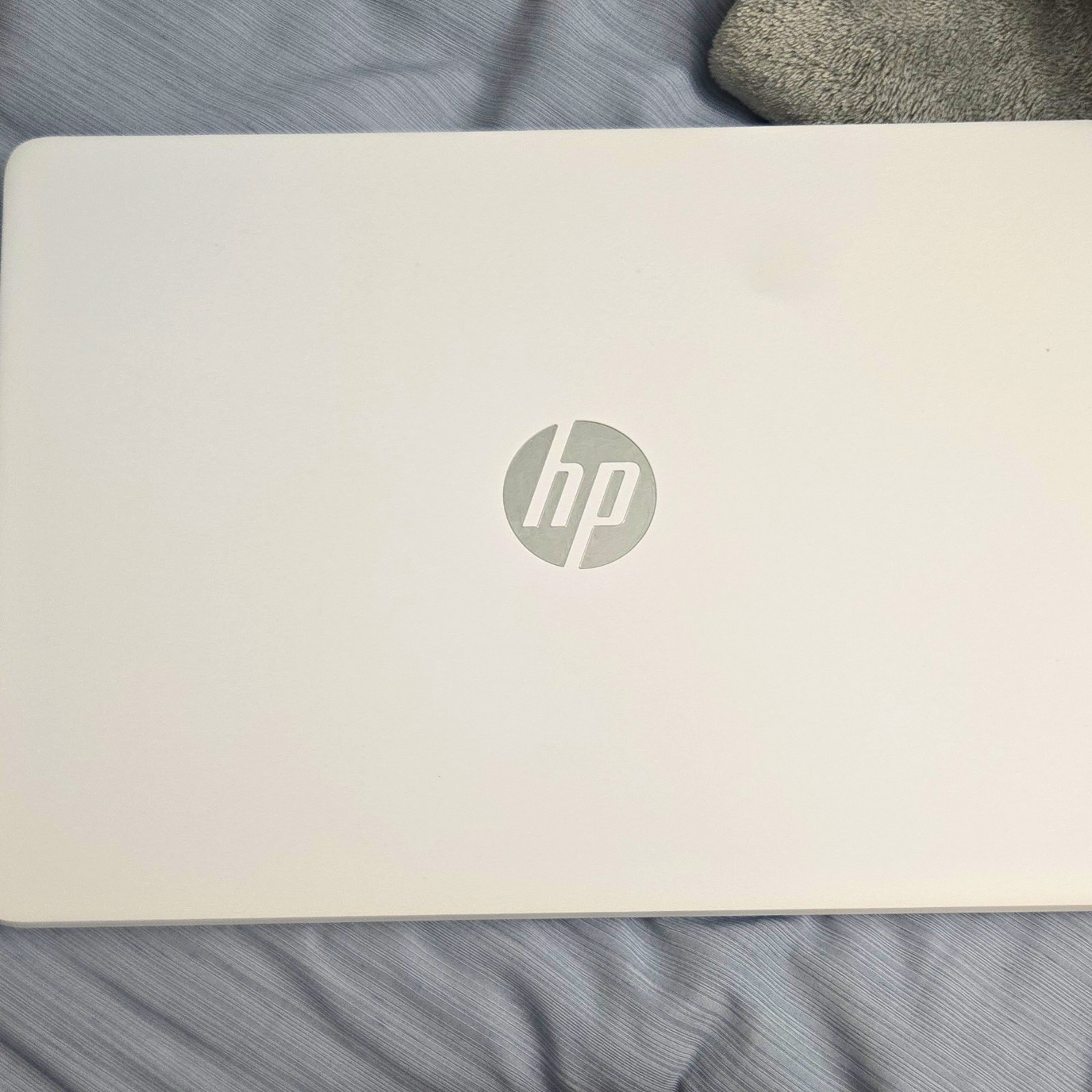 HP 14-dq3000dx 14" Laptop Intel Celeron N4500 4GB RAM 64GB eMMC Win 11