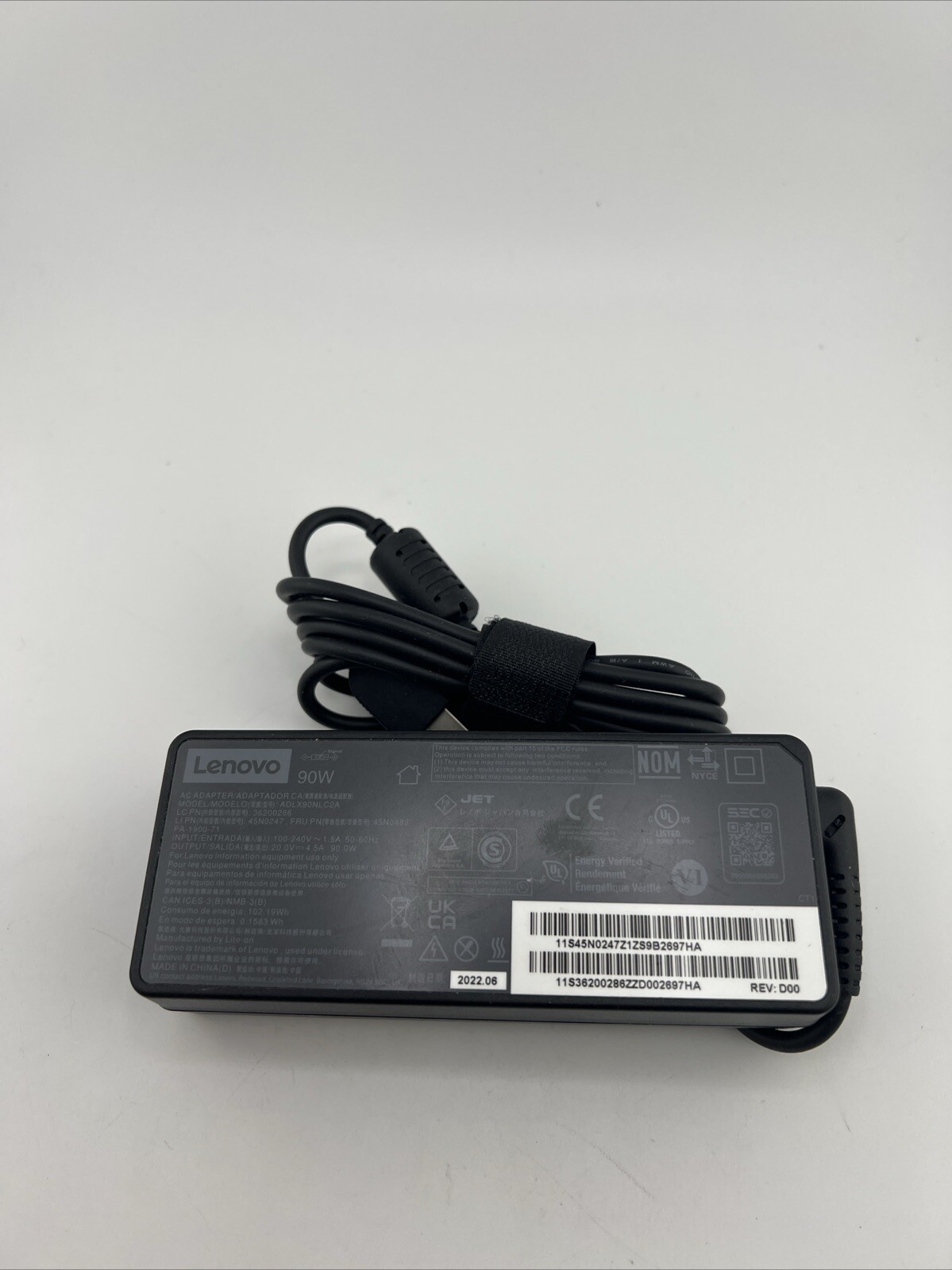 LENOVO ADLX90NLC2A 20V 4.5A 90W Original AC Power Adapter Charger No Power Cord