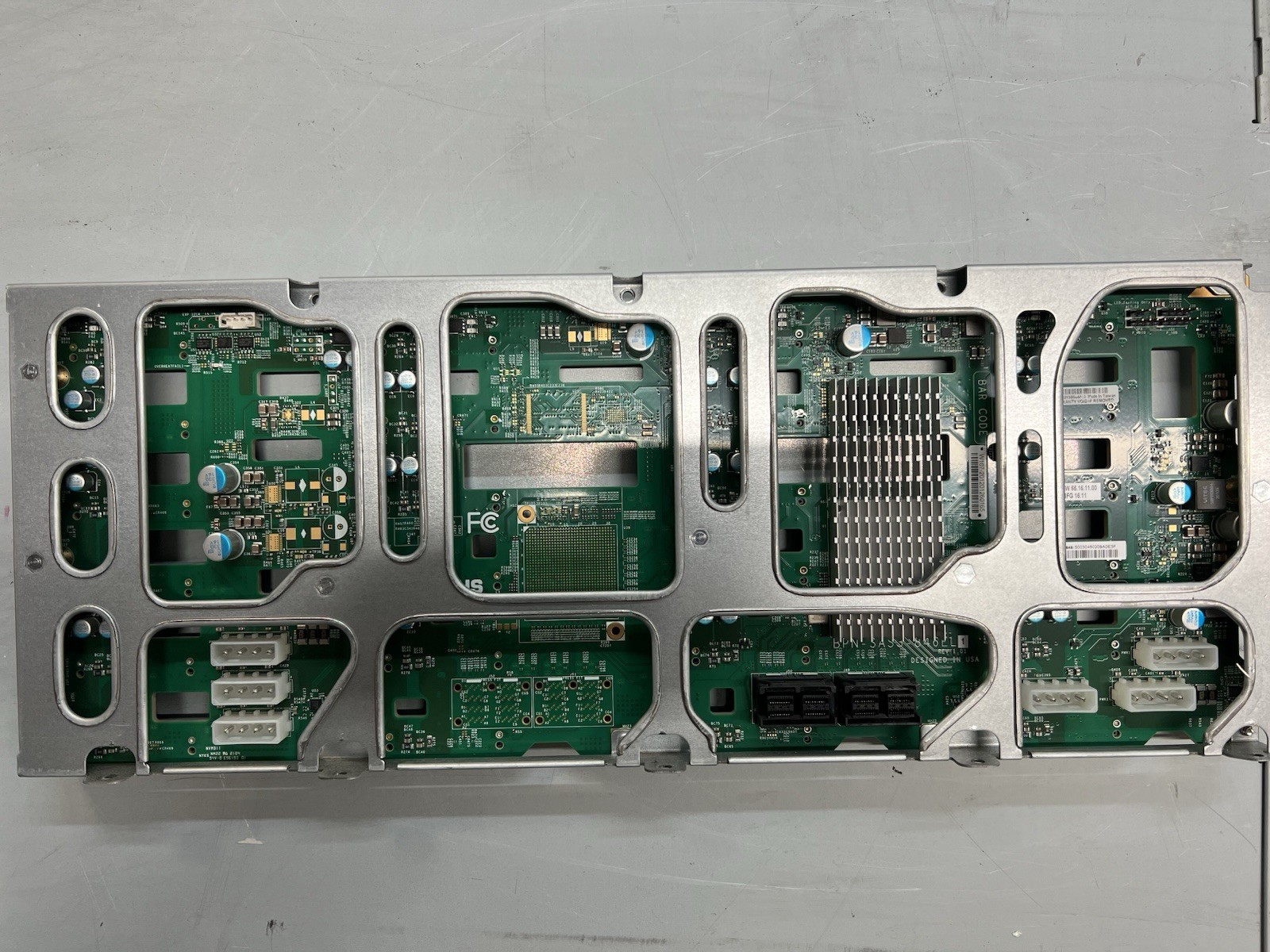 Supermicro BPN-SAS3-846EL1 4U 24-Bay 12Gbps SAS3/SATA3 Single Expander Backplane