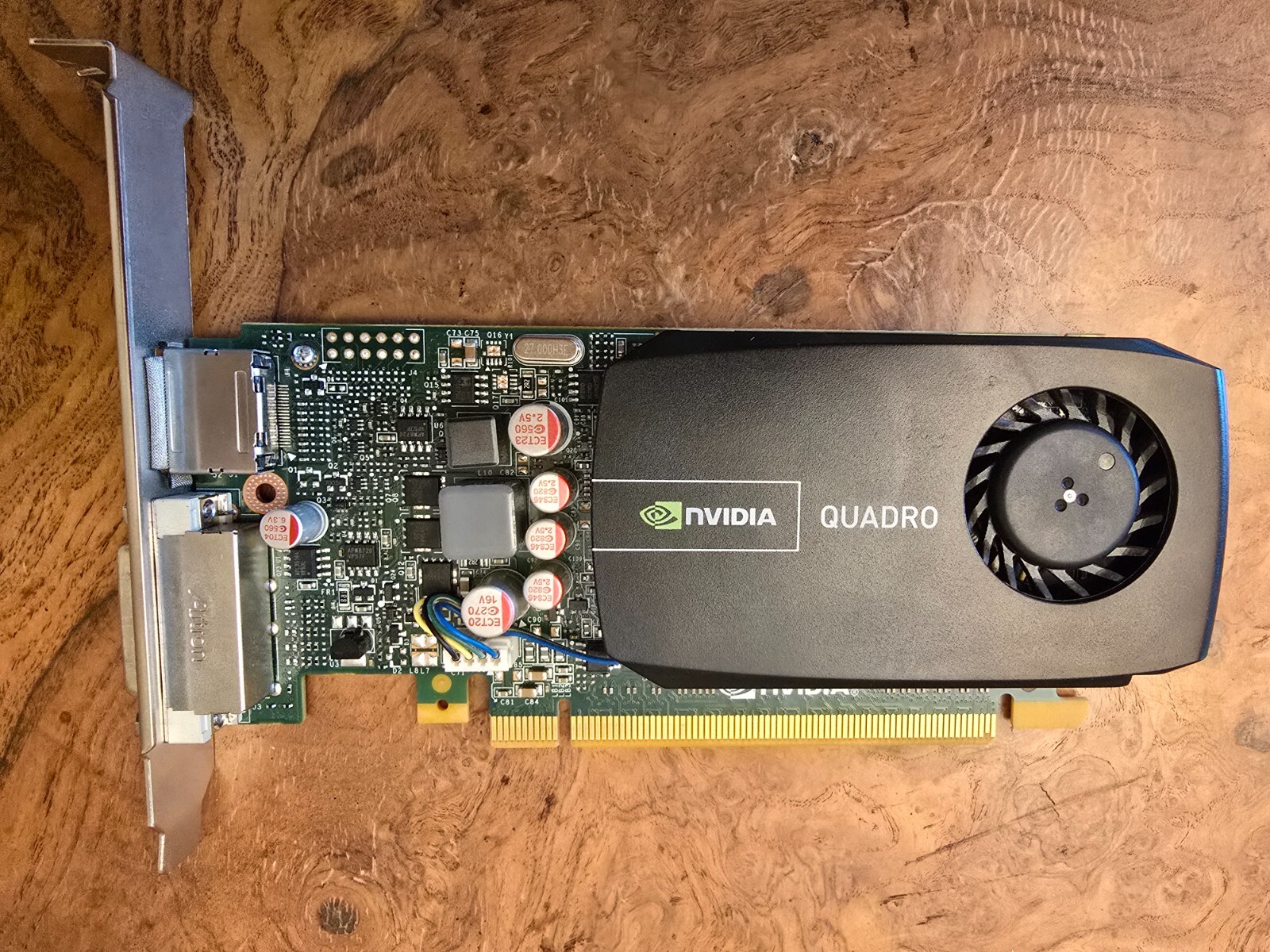 PNY NVIDIA Quadro 600 (VCQ600PB) 1 GB DDR3 SDRAM PCI Express x16 Graphics...