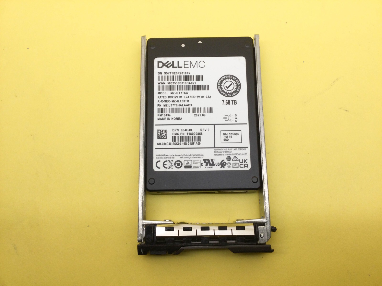 84C40 Dell 7.68TB SAS 12Gbps Read Intensive 2.5" SSD PM1643a MZ-ILT7T6C