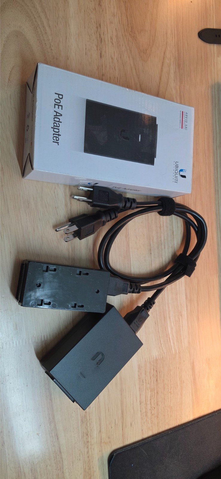 Lot of Ubiquiti PoE Adapters (2x 48V (1 New), 1x 24V))